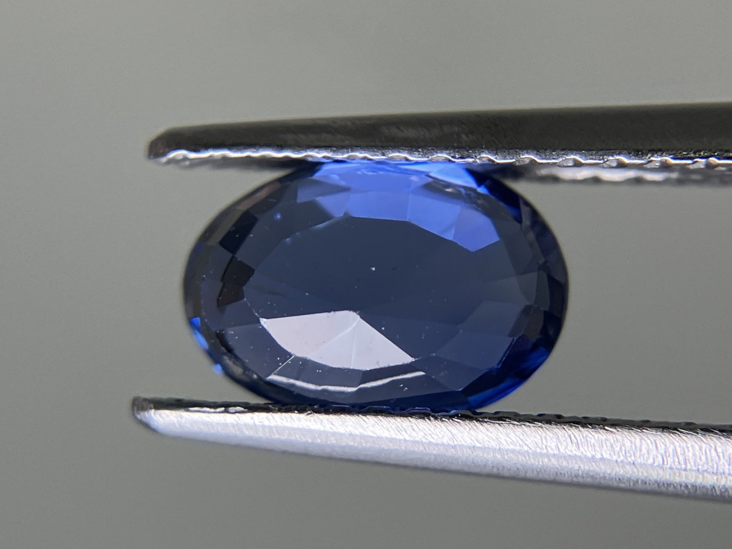 サファイア 1.78ct  GIA宝石鑑別書付き  No Heat Sri Lanka 8.13㎜×5.69㎜×3.69㎜   天然 ルース（ 裸石 ）   5091YY