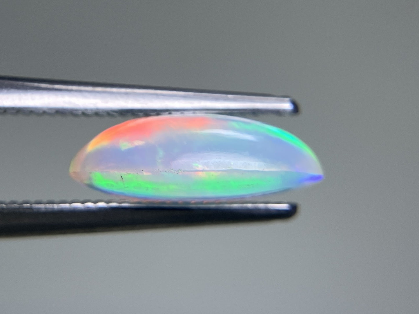 オパール 1.870ct 宝石ソーティング付き 12.1㎜×7.2㎜×4.2㎜ ルース（ 裸石 ） 3470YY