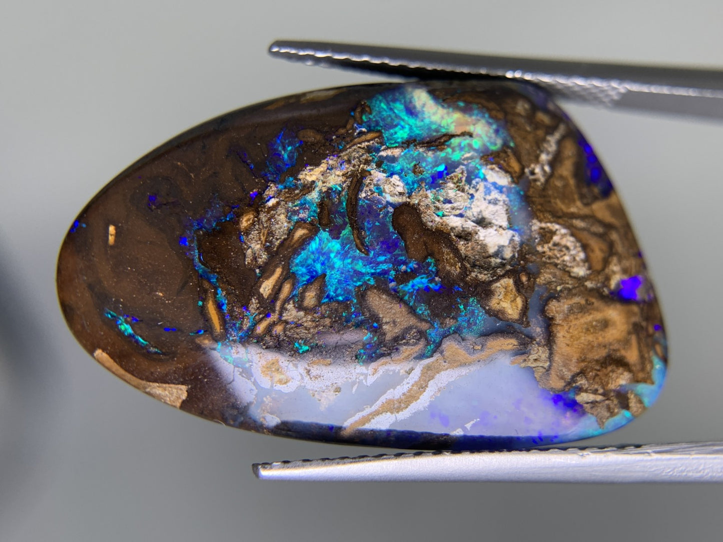 アイアンオパール 天然 27.708ct 宝石ソーティング付き 27.5㎜×17.1㎜×6.8㎜ ルース（ 裸石 ） 6256Y