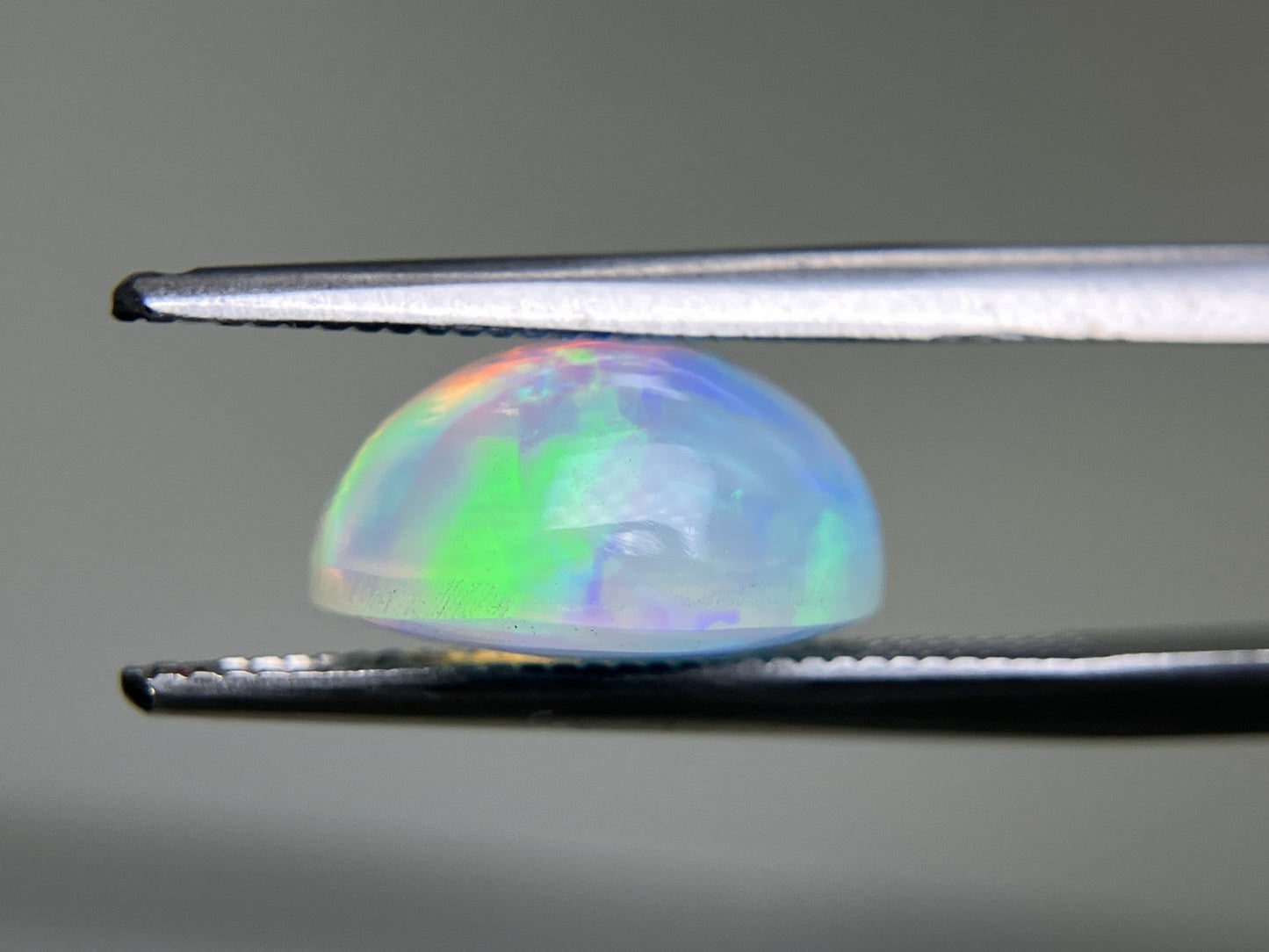 オパール 2.949ct 宝石ソーティング付き 10.9㎜×9.0㎜×6.0㎜ ルース（ 裸石 ） 3492YY