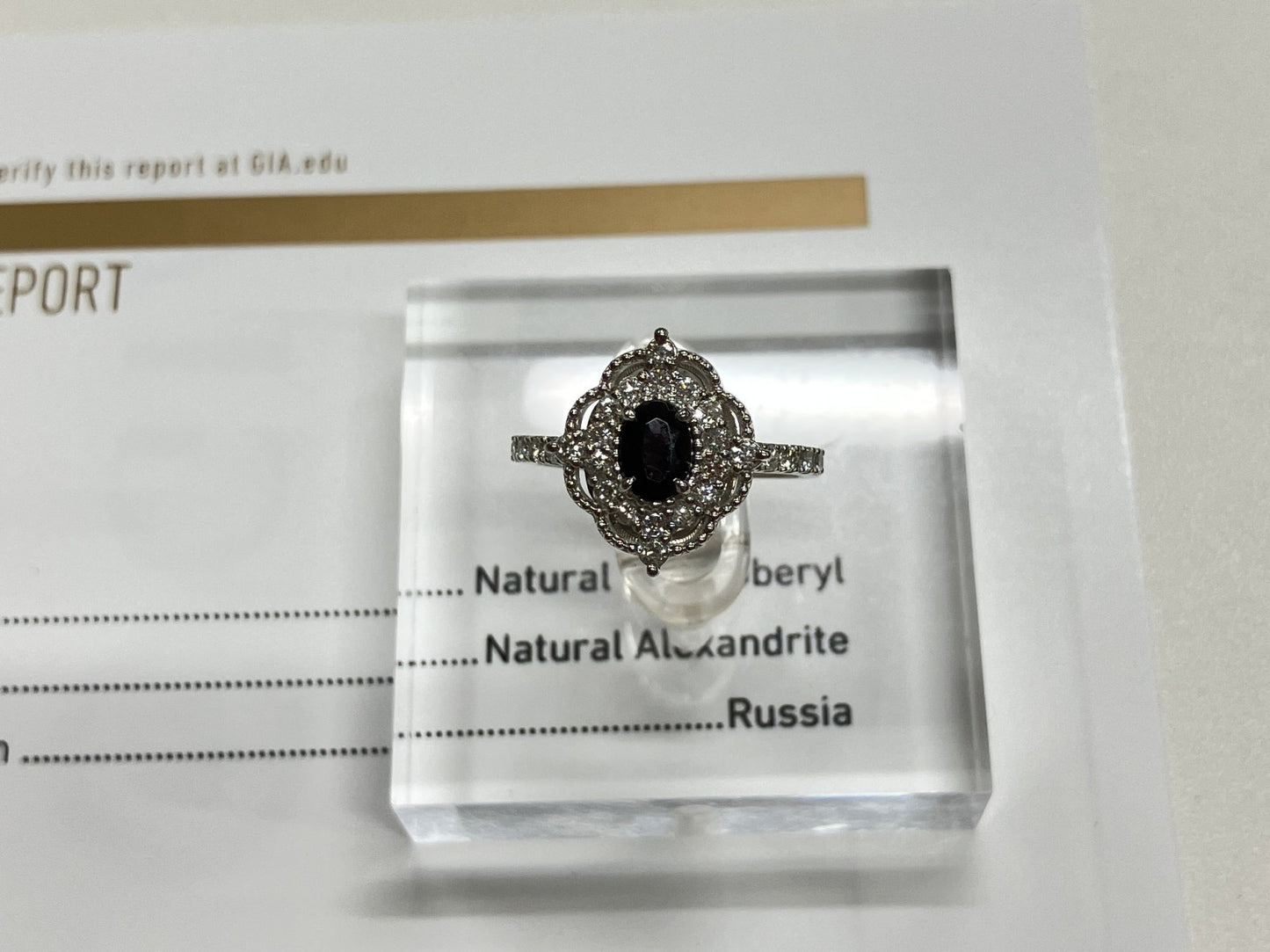 アレキサンドライト 0.53ct ロシア産　Russia　GIA鑑別書 D0.36ct PT900 4.0g 指輪 （JP12号） サイズ直し無料 7644S