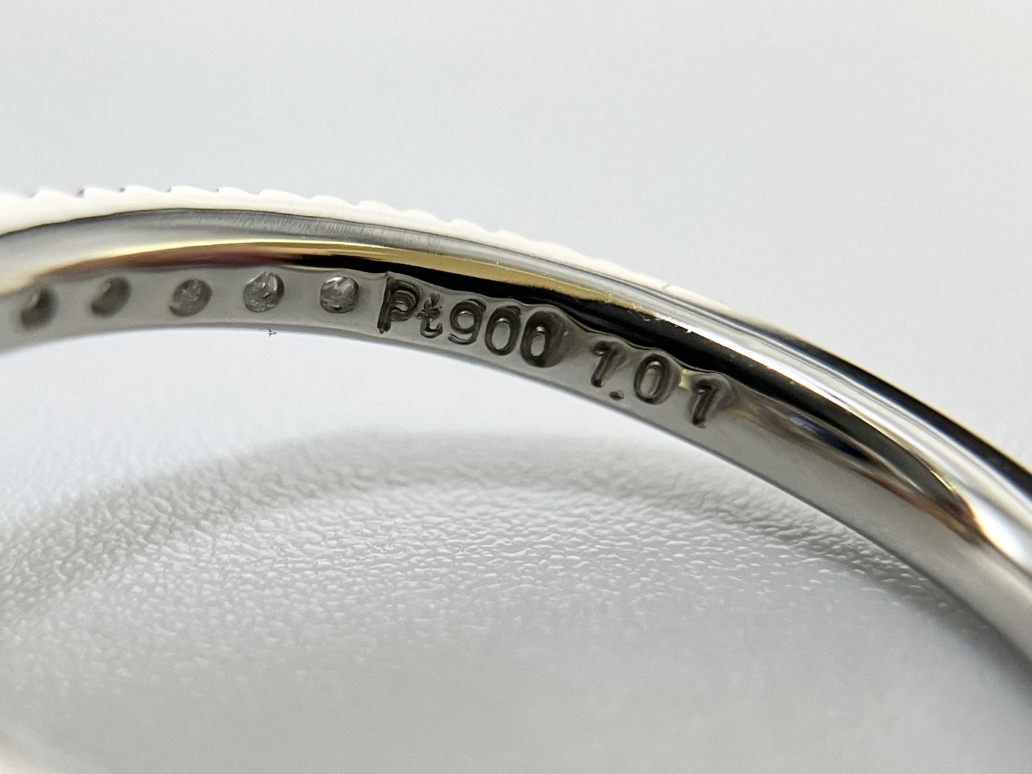 サファイア 1.01ct コンフラワーブルー Cornflower Blue AIGS鑑別書 D0.45ct PT900 5.0g 指輪 （JP9号） サイズ直し無料 7475S