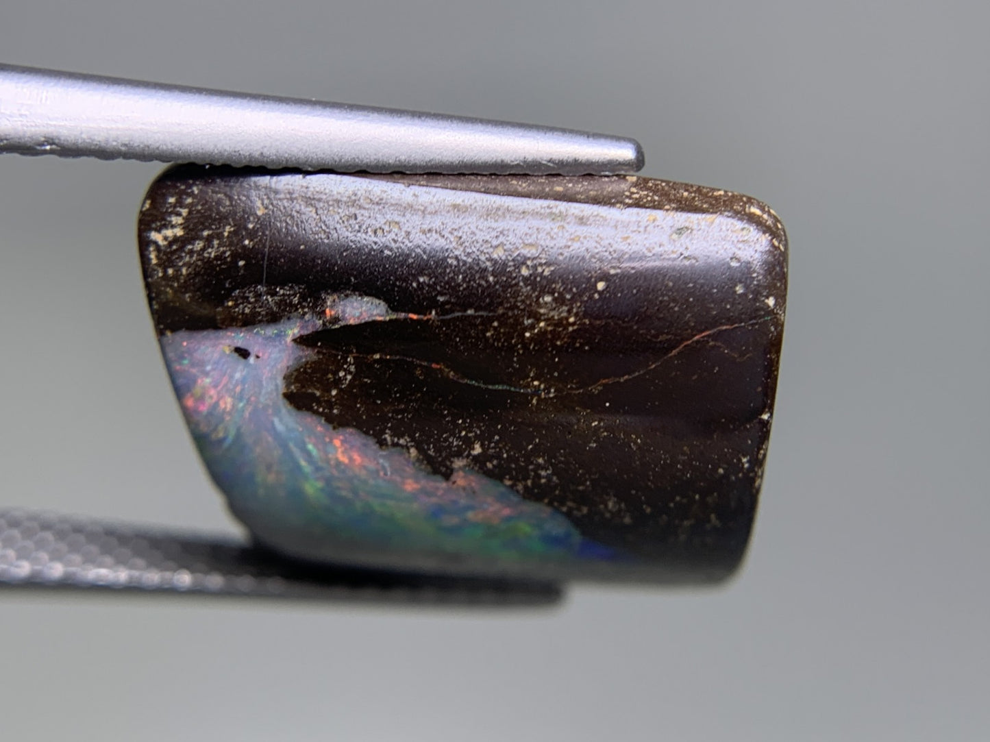 アイアンオパール 天然 9.514ct 宝石ソーティング付き 15.7㎜×12.9㎜×5.0㎜ ルース（ 裸石 ） 6188Y