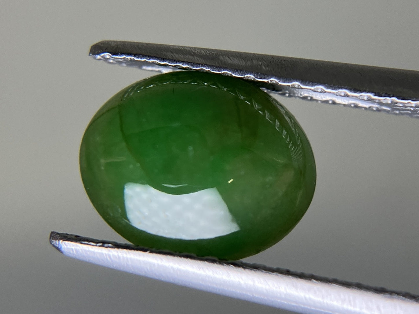 ヒスイ 翡翠 天然 2.058ct 宝石ソーティング付き 8.8㎜×7.2㎜×3.9㎜ 天然 ルース（ 裸石 ） 5084YY