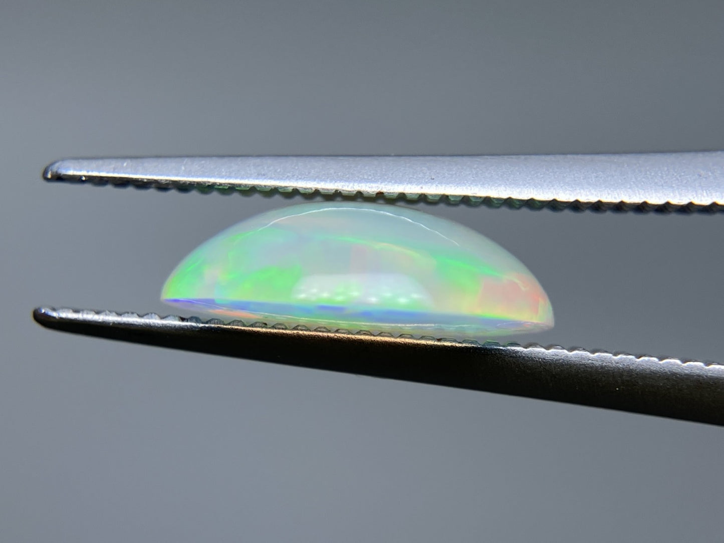 オパール 1.634ct 宝石ソーティング付き 11.3㎜×9.4㎜×3.7㎜ ルース（ 裸石 ） 3493S