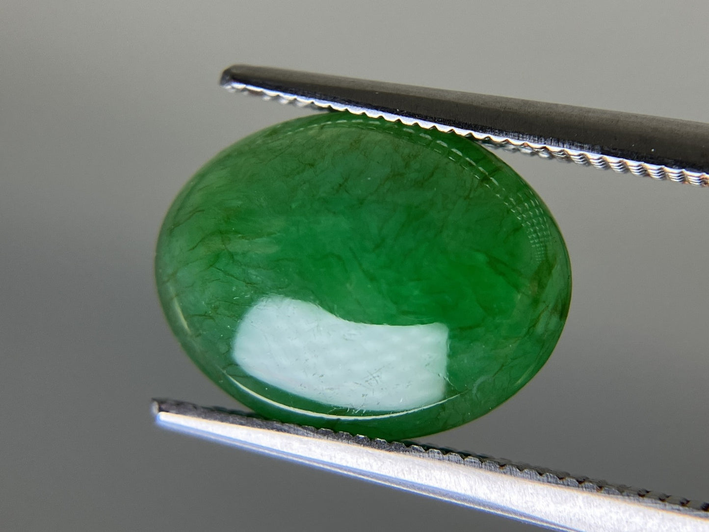 ヒスイ 翡翠 天然 6.535ct 宝石ソーティング付き 13.8㎜×10.5㎜×4.9㎜ 天然 ルース（ 裸石 ） 5123YY
