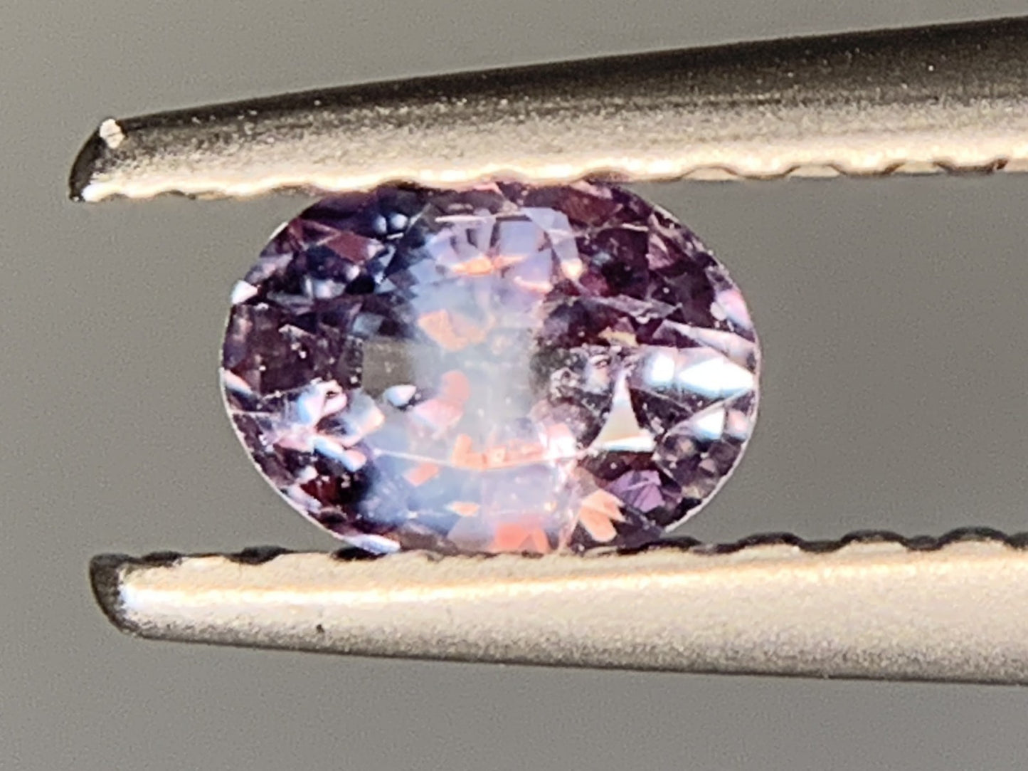 アレキサンドライト 0.305ct  宝石ソーティング付き  4.5㎜×3.3㎜×2.5㎜　  ルース（ 裸石 ） 2127Y