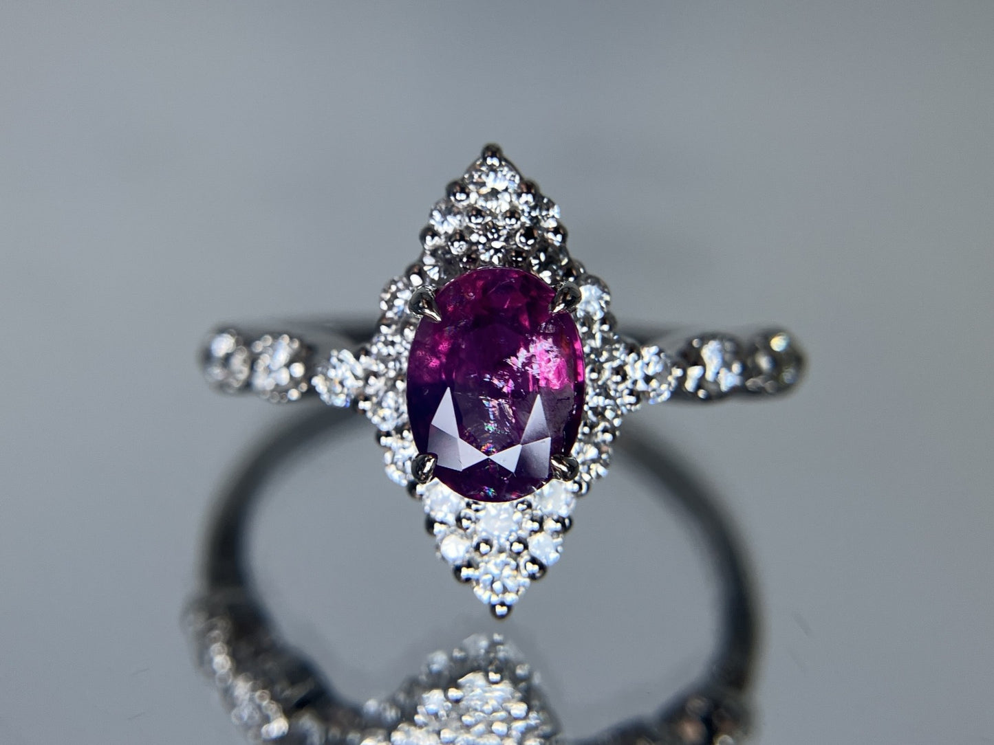 ルビー 1.16ct カシミール産 Kashmir 非加熱 No heat GIA鑑別書 D0.31ct PT900 4.0g 指輪 （JP14号） サイズ直し無料 8739S