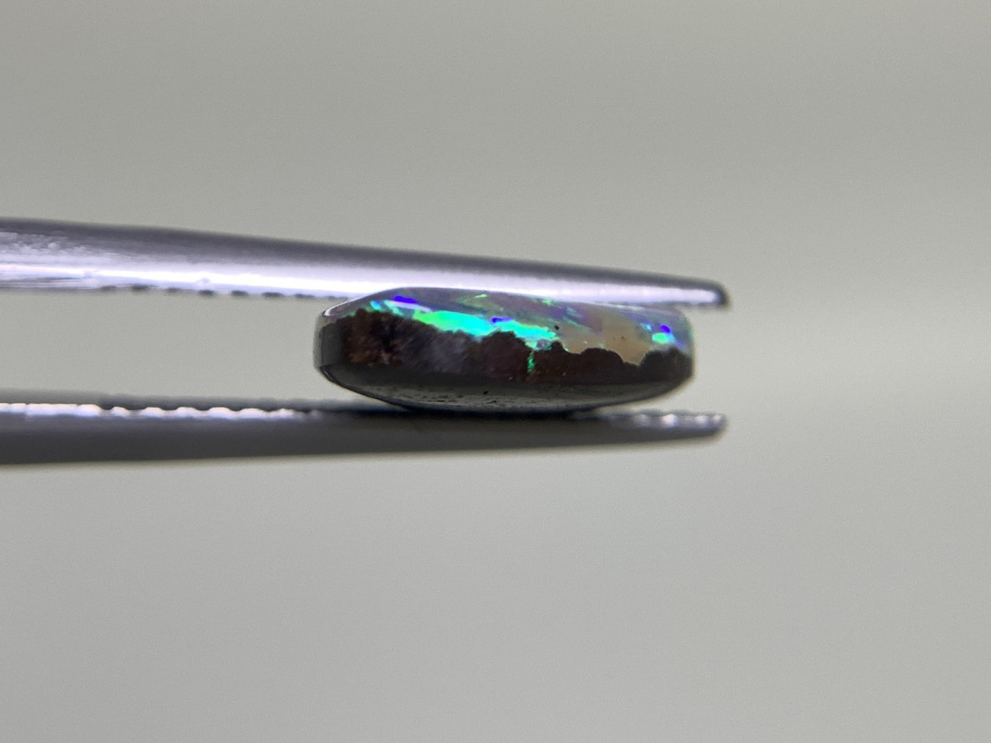 ボルダーオパール 4.592ct 宝石ソーティング付き  17.5㎜×10.2㎜×3.2㎜  ルース（ 裸石 ） 3154Y