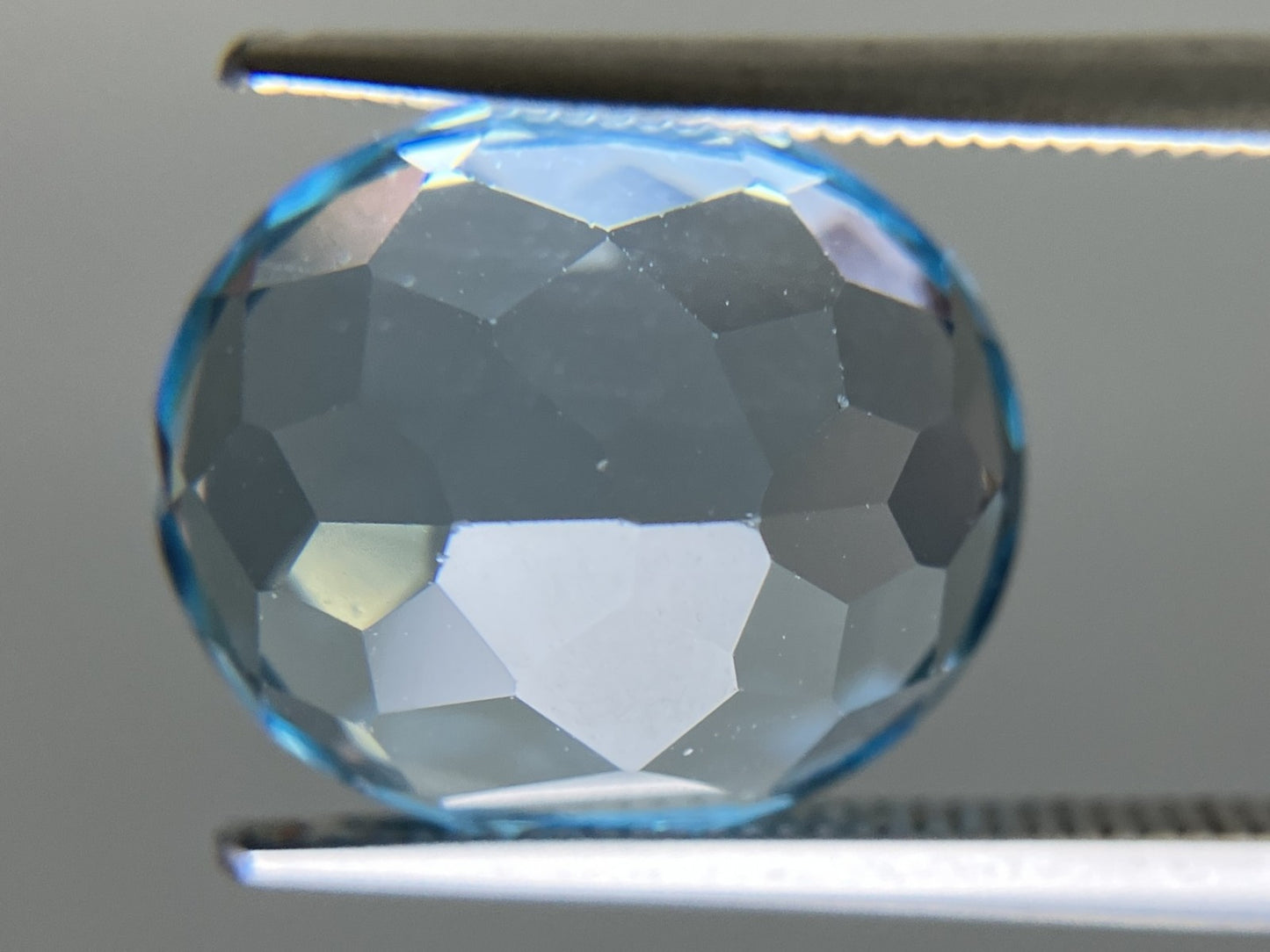 ブルートパーズ 天然 11.321ct 宝石ソーティング付き 14.0㎜×12.0㎜×7.6㎜ ルース（ 裸石 ） 8230YY