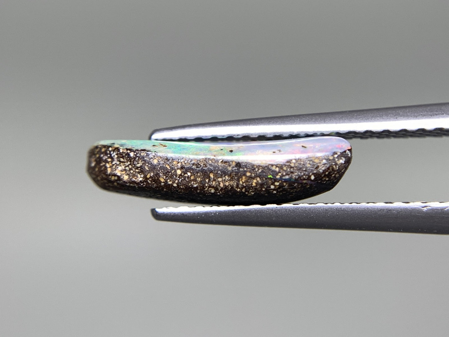 ボルダーオパール 2.504ct 宝石ソーティング付き  14.1㎜×6.3㎜×3.6㎜  ルース（ 裸石 ） 3157Y