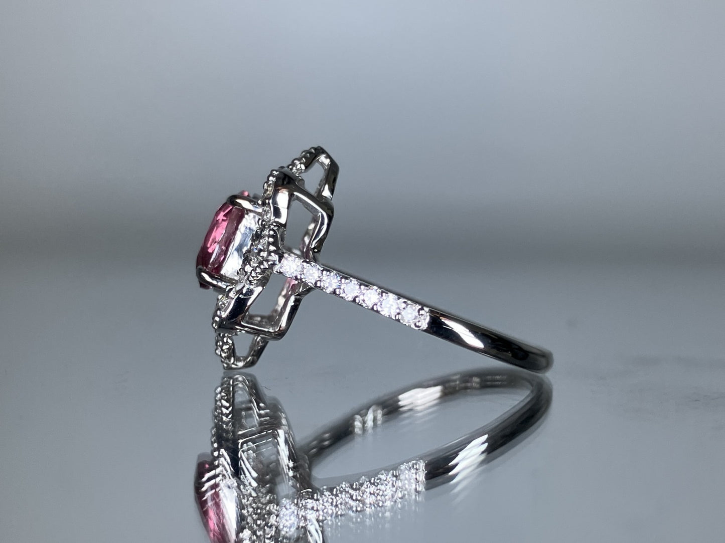 パパラチャサファイア 1.30ct パパラチャ AIGS鑑別書 D0.30ct PT900 5.1g 指輪 （JP13.5号） サイズ直し無料 8570S