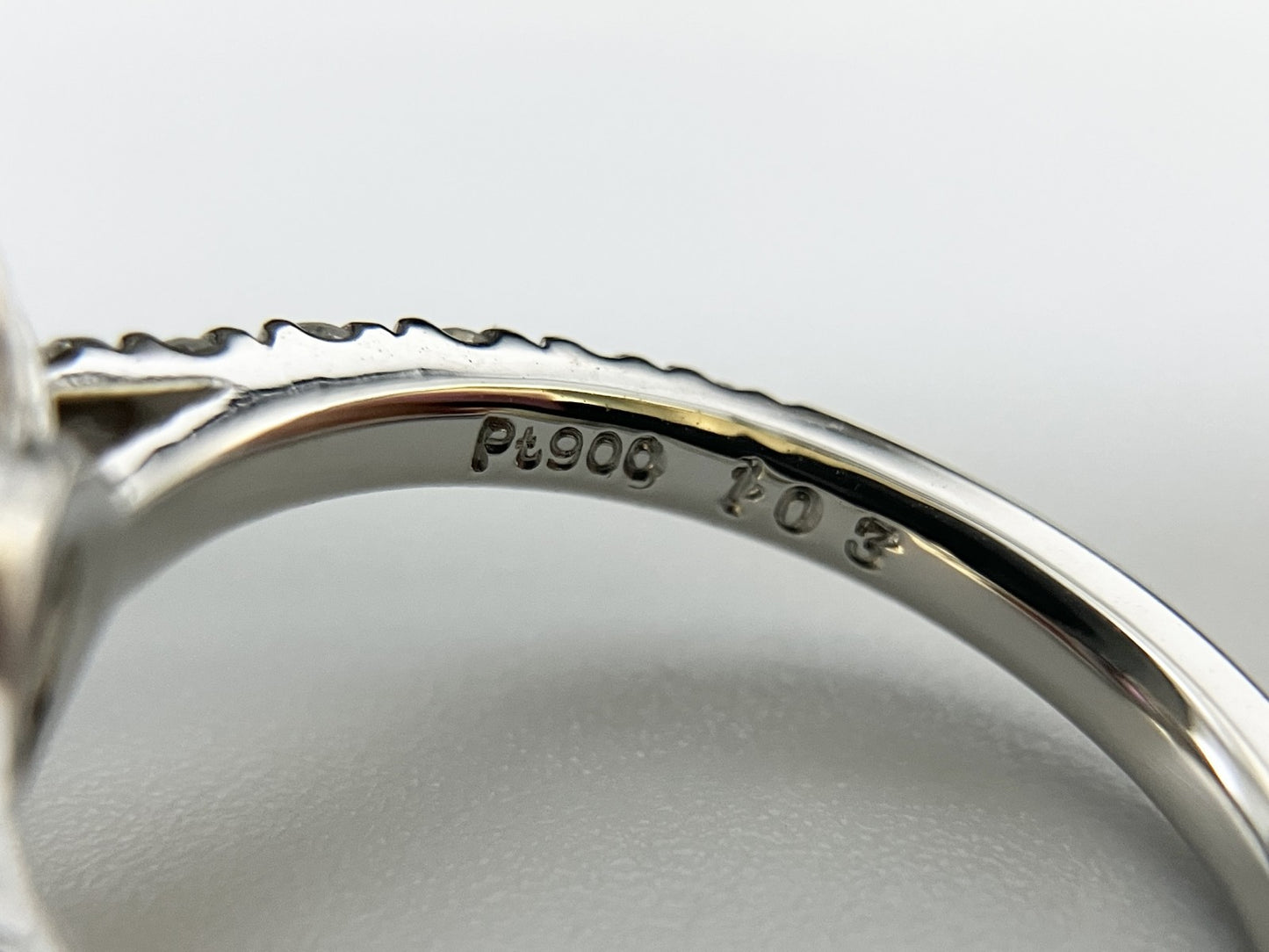 ルビー 1.03ct 非加熱 No heat GIA鑑別書 D0.70ct PT900 5.4g 指輪 （JP9号） サイズ直し無料 8396