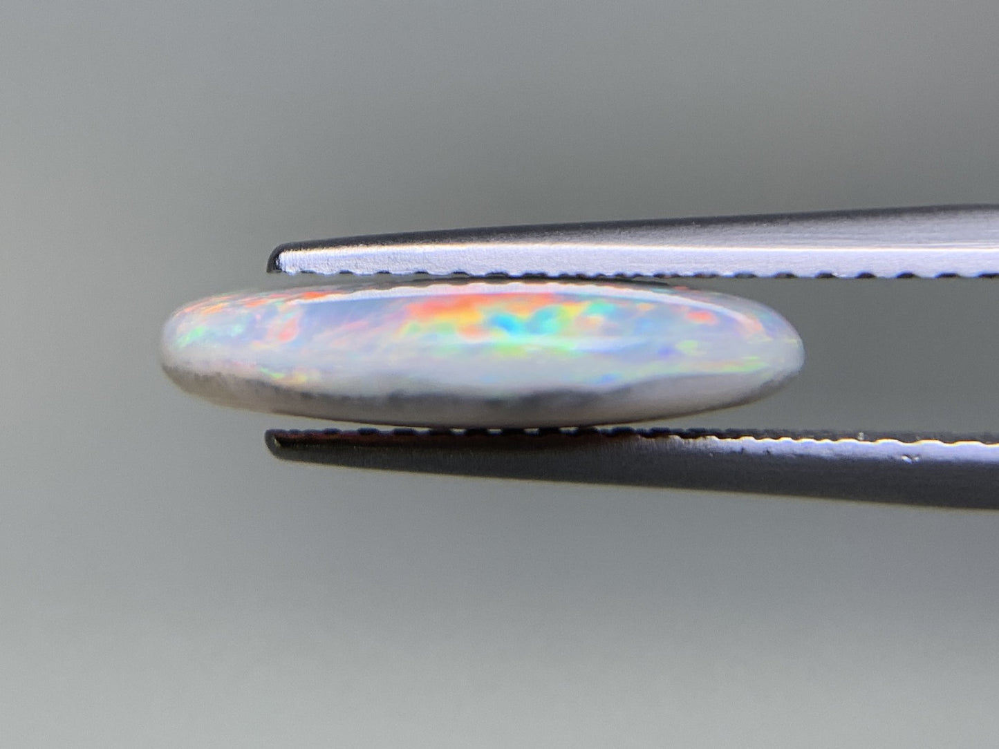 ブラックオパール 天然 3.866ct 宝石ソーティング付き 14.8㎜×11.7㎜×3.5㎜ ルース（ 裸石 ） 6241Y