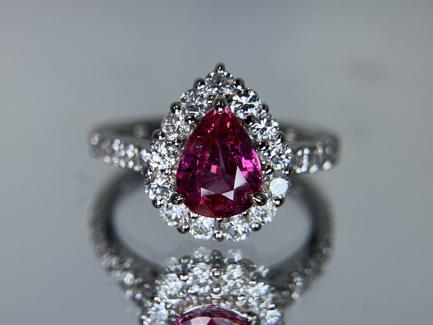 ルビー 1.03ct 非加熱 No heat GIA鑑別書 D0.70ct PT900 5.4g 指輪 （JP9号） サイズ直し無料 8396