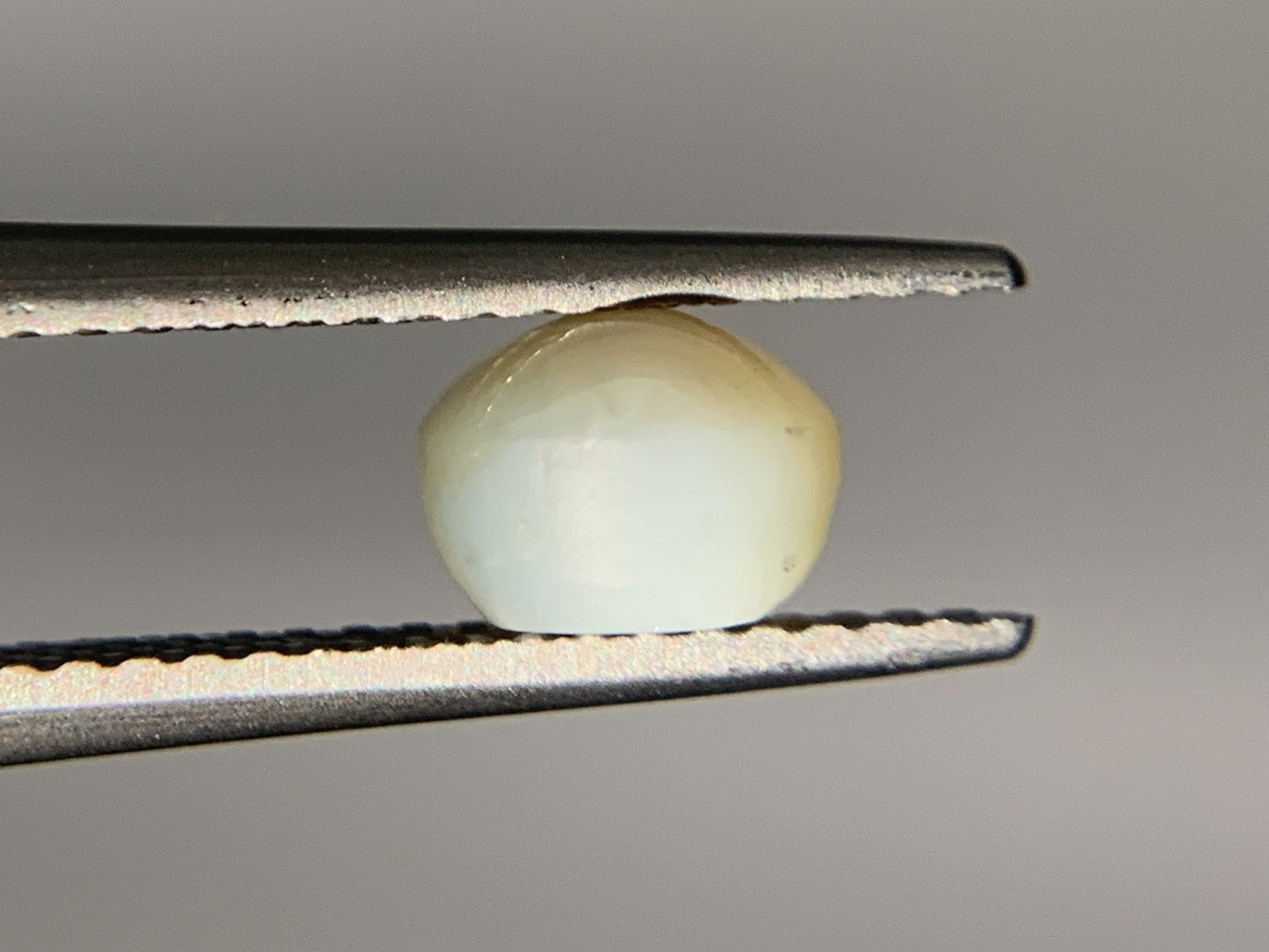 クリソベリルキャッツアイ 2.185ct 宝石ソーティング付き  6.9㎜×6.1㎜×4.6㎜  ルース（ 裸石 ） 4026Y