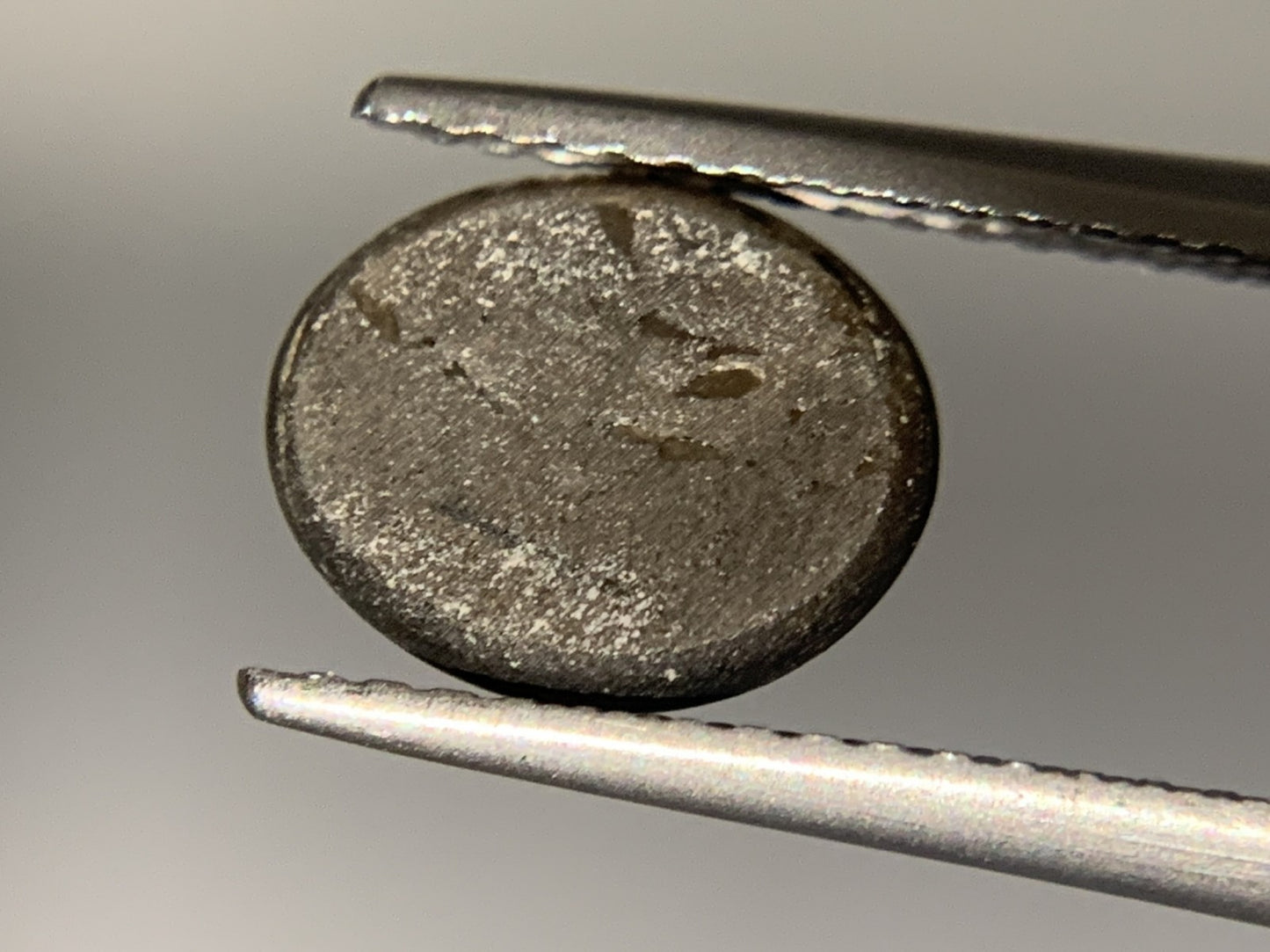 ブラックスターサファイア 3.150ct  宝石ソーティング付き  8.7㎜×7.2㎜×4.3㎜　  ルース（ 裸石 ） 2174Y