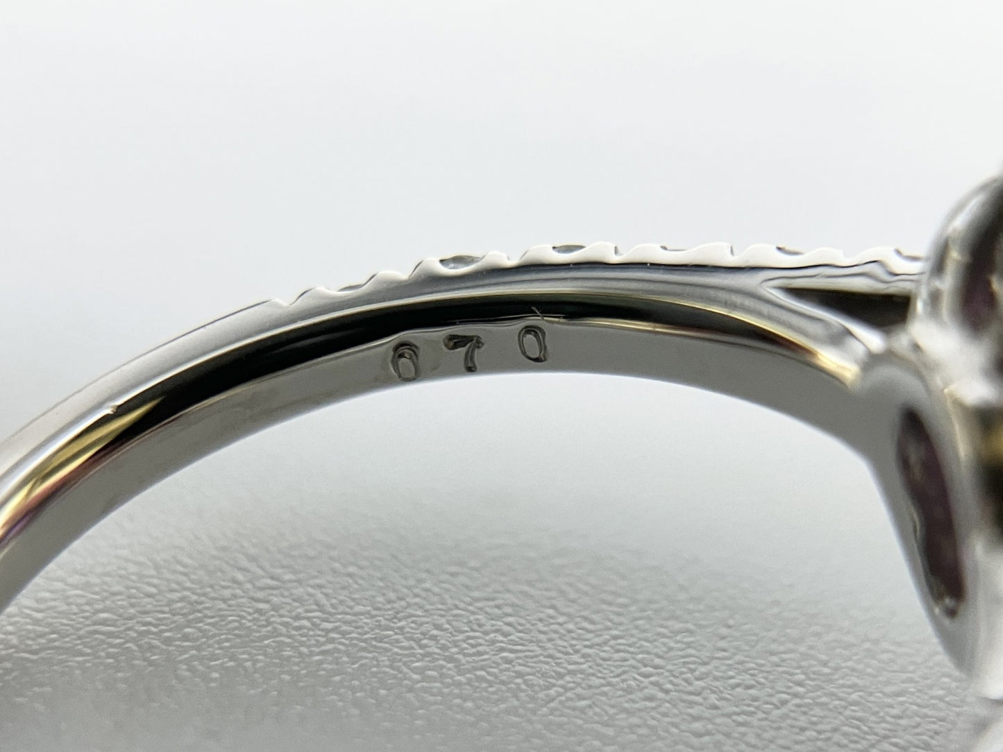 サファイア 1.07ct 非加熱 No heat GIA鑑別書 D0.70ct PT900 5.2g 指輪 （JP9号） サイズ直し無料 8450S