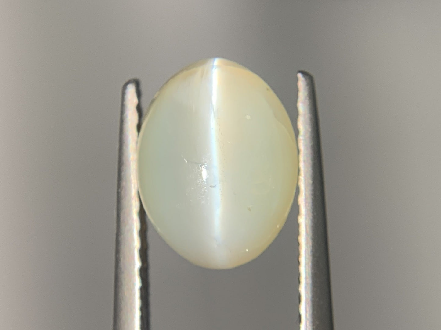 クリソベリルキャッツアイ 3.596ct 宝石ソーティング付き  9.1㎜×6.8㎜×5.3㎜  ルース（ 裸石 ） 4022Y