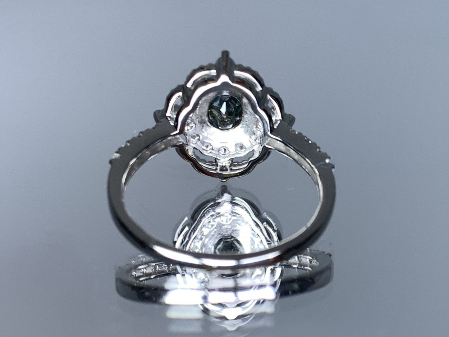 アレキサンドライト 0.47ct ロシア産 Russia GIA鑑別書 D0.36ct PT900 3.99g 指輪 （JP111号） サイズ直し承ります。 7975Y