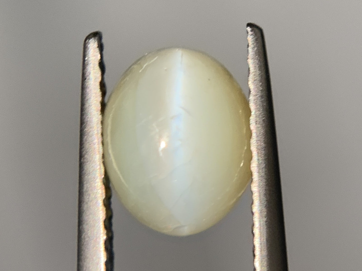クリソベリルキャッツアイ 2.143ct 宝石ソーティング付き 7.4㎜×6.2㎜×4.8㎜ ルース（ 裸石 ） 4025Y