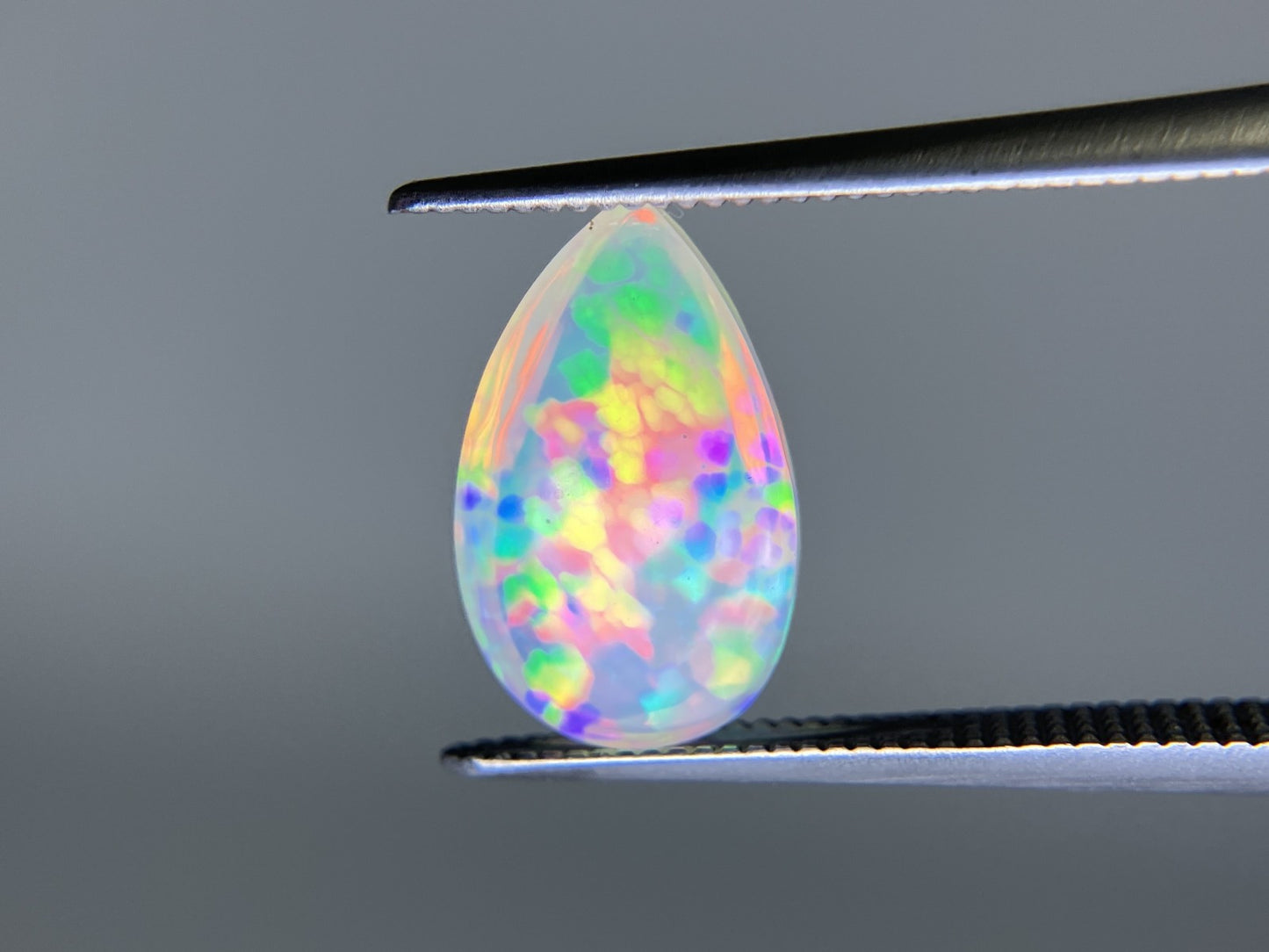 ハニカムオパール 2.188ct 宝石ソーティング付き 12.6㎜×7.9㎜×4.6㎜ ルース（ 裸石 ） 3597S