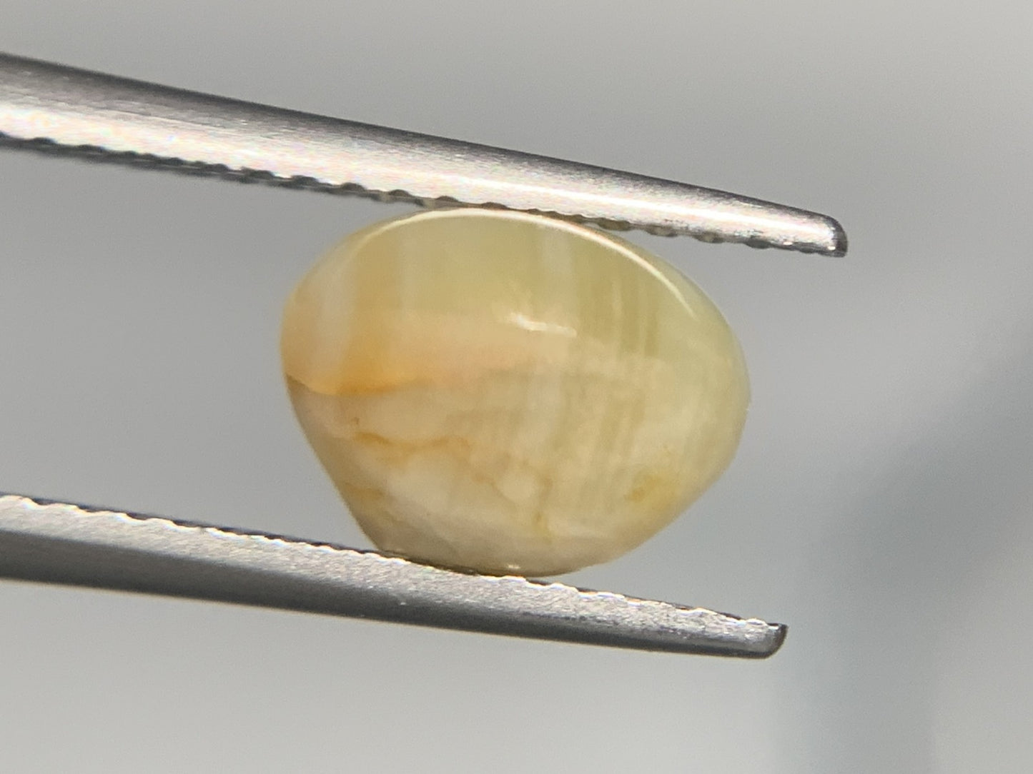 クリソベリルキャッツアイ 3.457ct 宝石ソーティング付き  8.3㎜×6.7㎜×6.4㎜  ルース（ 裸石 ） 4028Y