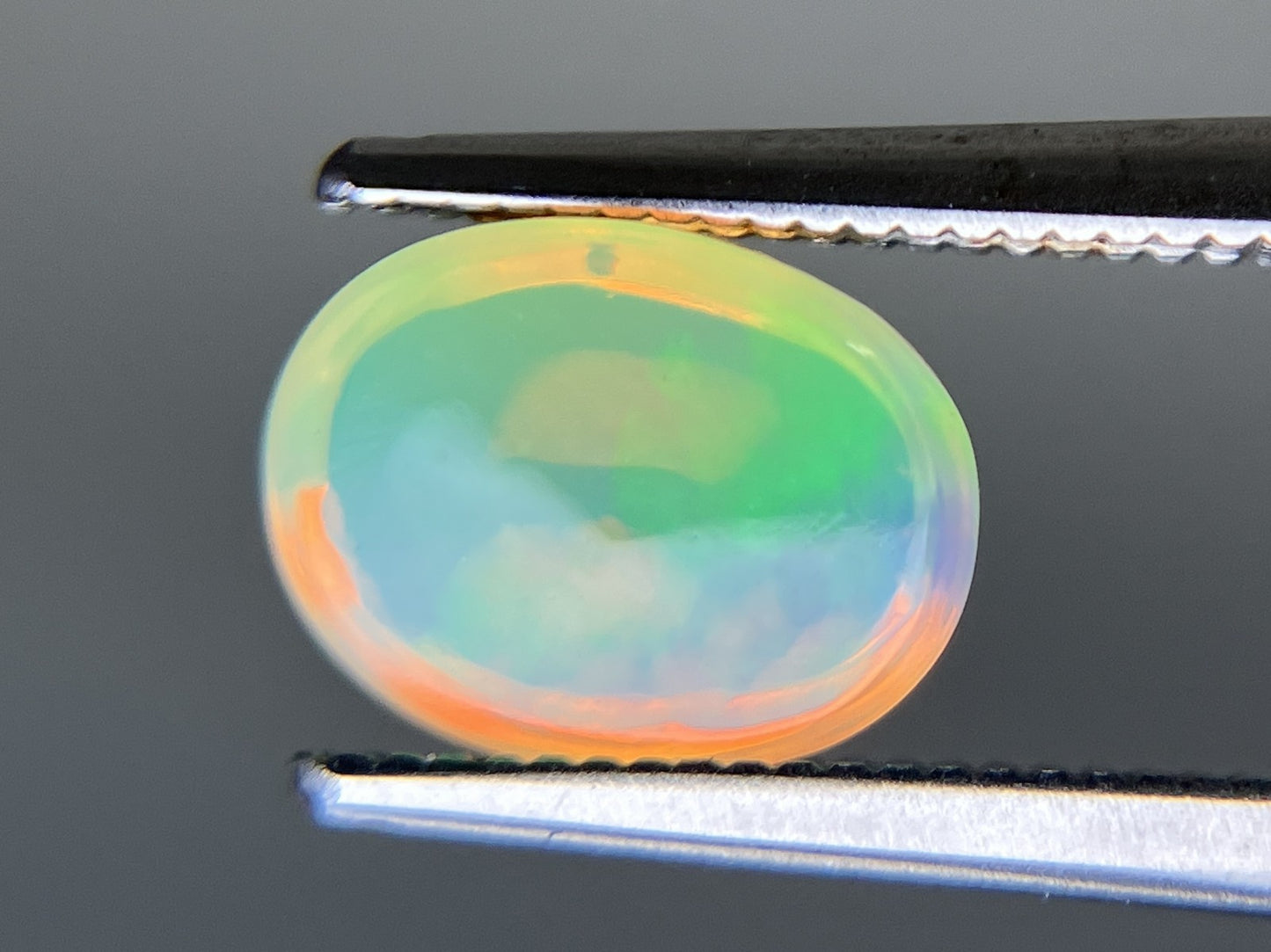 オパール 天然 1.146ct 宝石ソーティング付き 8.7㎜×6.7㎜×3.4㎜ ラッピング無料 ルース（ 裸石 ） 5176YY