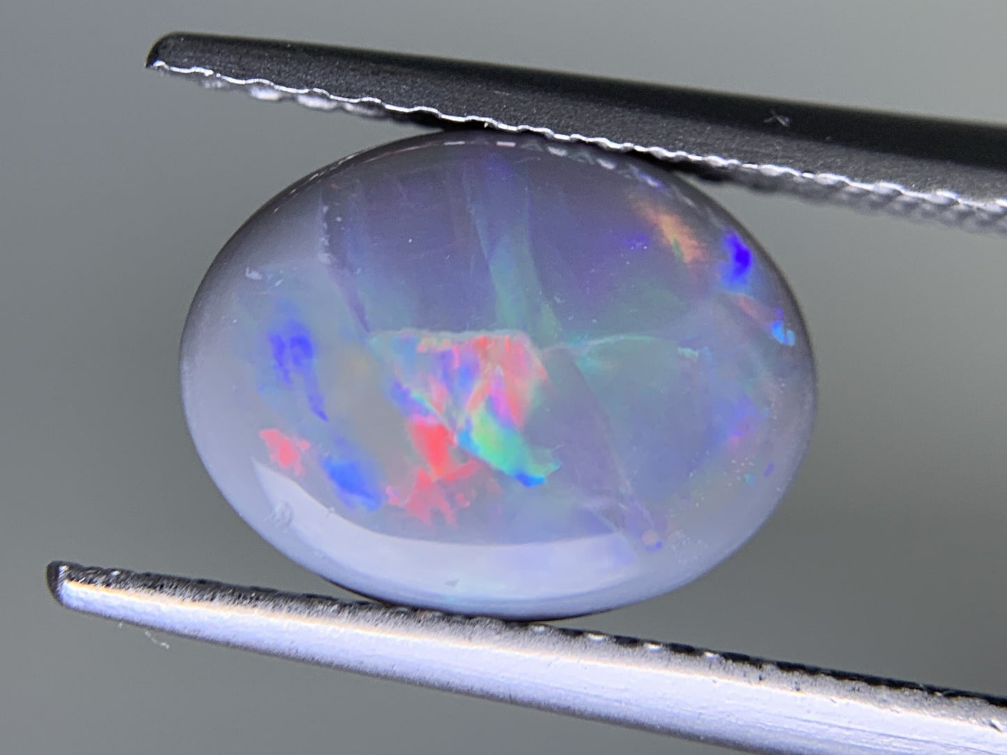 ブラックオパール 天然 1.365ct 中央宝石ソーティング付き 9.9㎜×7.7㎜×2.9㎜ ルース（ 裸石 ） 6135Y