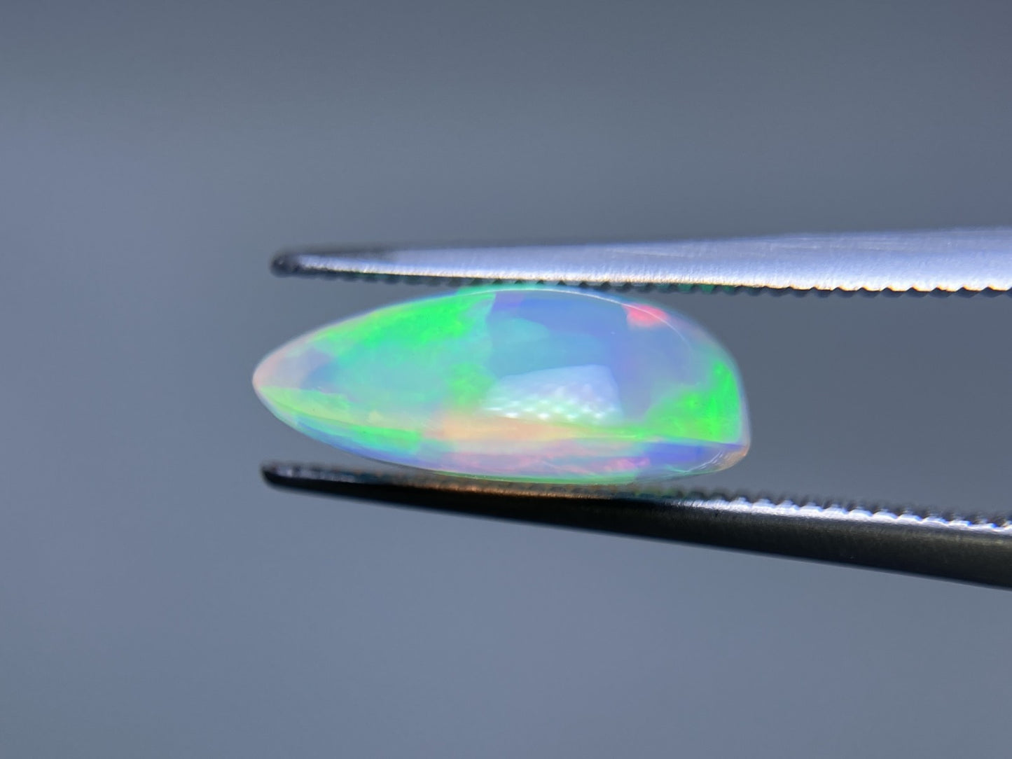 オパール 3.401ct 宝石ソーティング付き 18.5㎜×14.8㎜×10.3㎜ ルース（ 裸石 ） 3595S