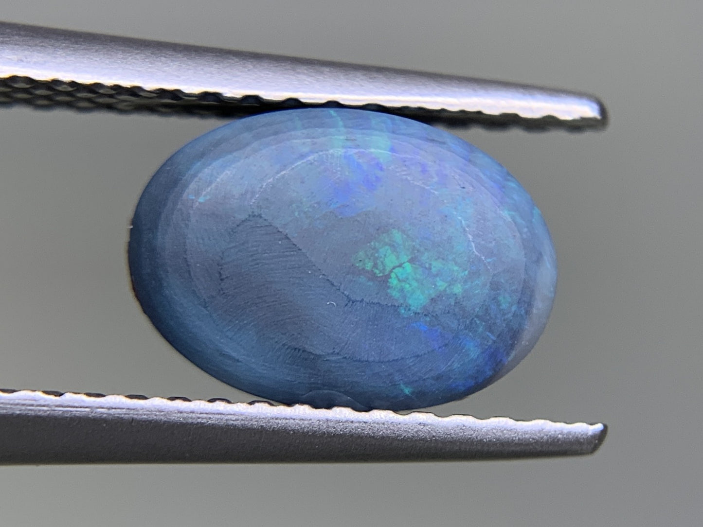 ブラックオパール 天然 1.244ct 中央宝石ソーティング付き 9.8㎜×6.3㎜×3.0㎜ ルース（ 裸石 ） 6138Y