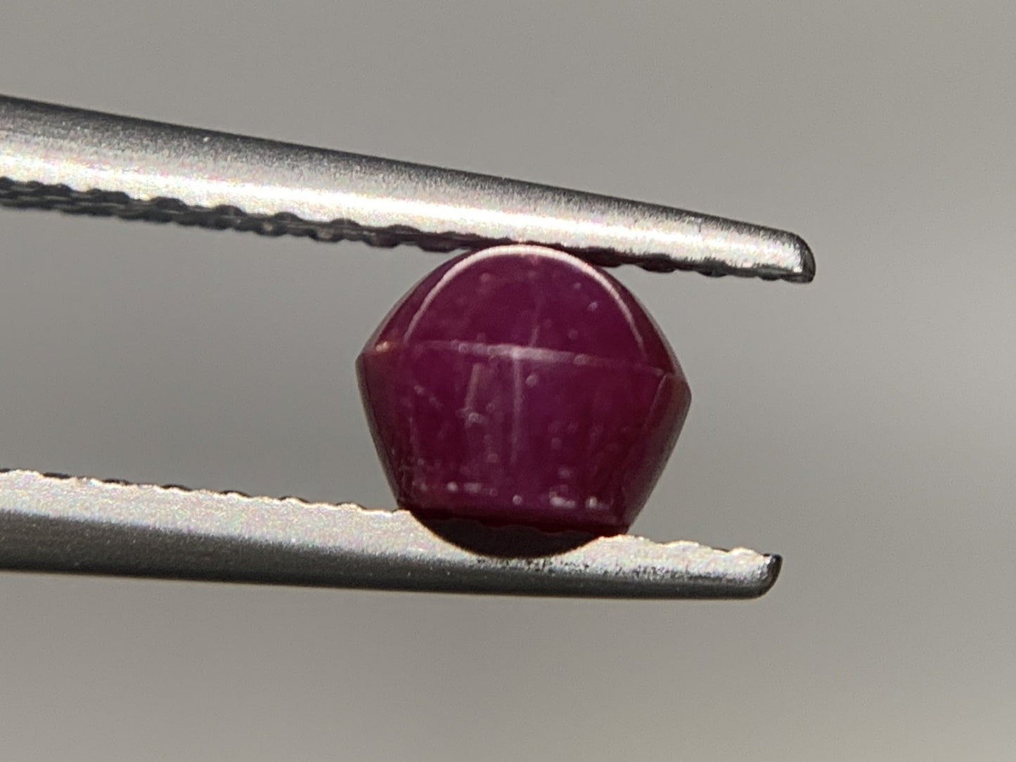 スターサファイア 1.582ct 宝石ソーティング付き 6.9㎜×5.0㎜×4.1㎜ ルース（ 裸石 ） 2715Y