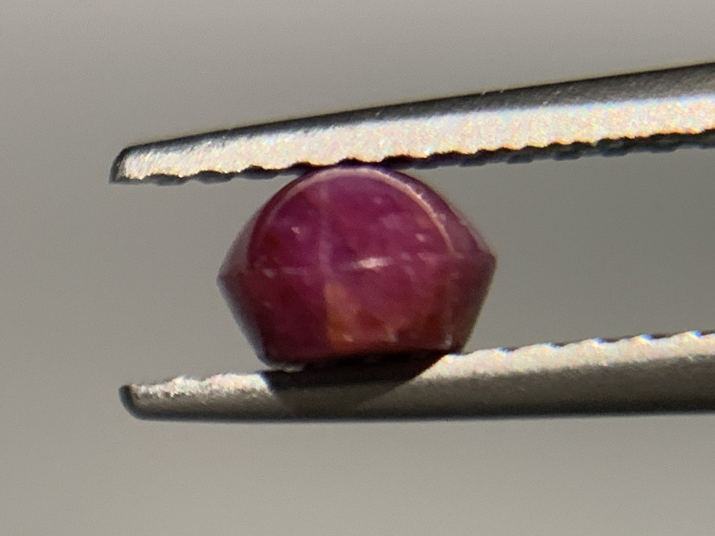 スターサファイア 1.336ct 宝石ソーティング付き 7.0㎜×5.1㎜×3.5㎜ ルース（ 裸石 ） 2738Y