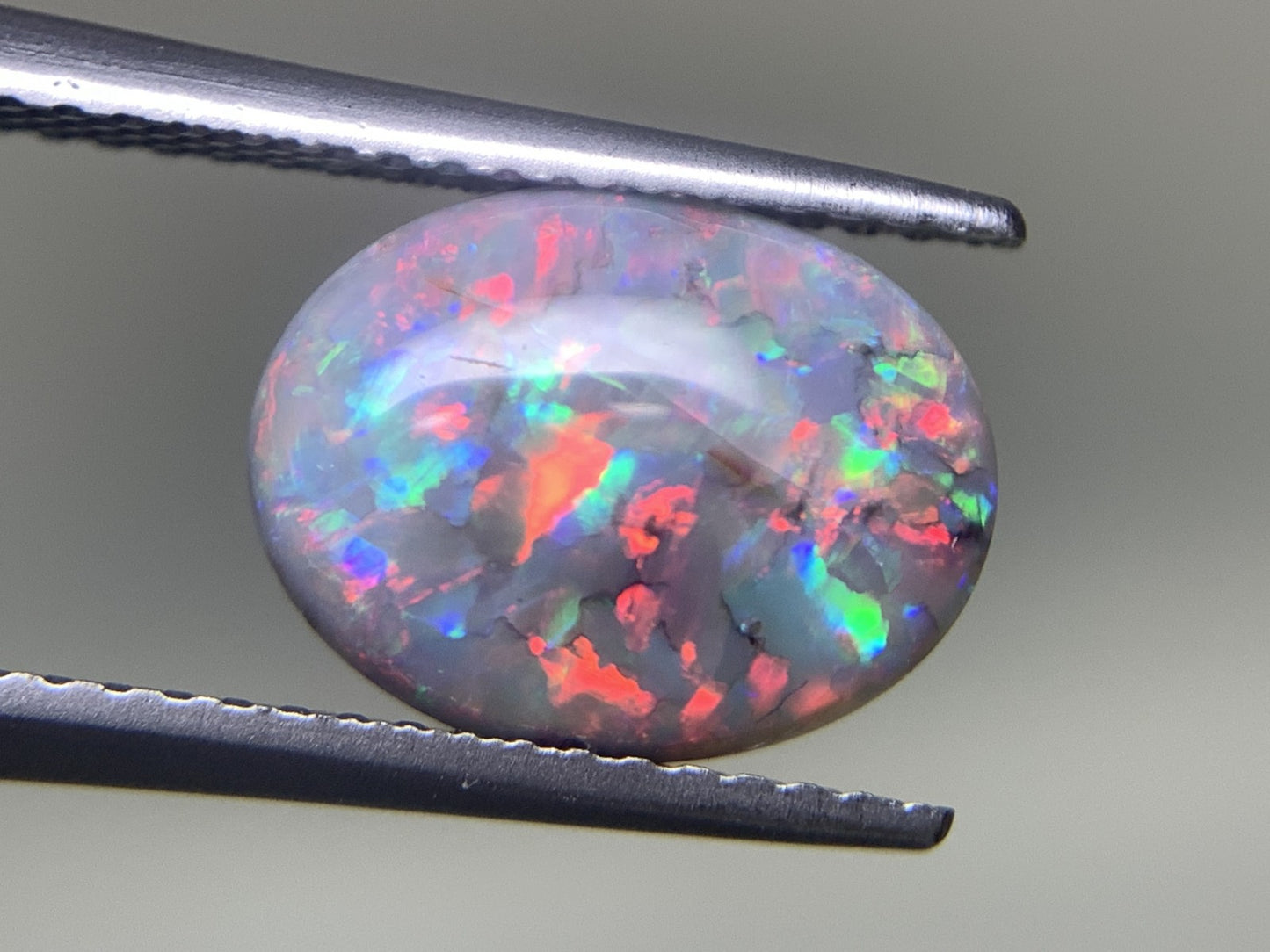 ブラックオパール 2.020ct 宝石ソーティング付き  11.2㎜×8.7㎜×3.5㎜  ルース（ 裸石 ） 3161Y