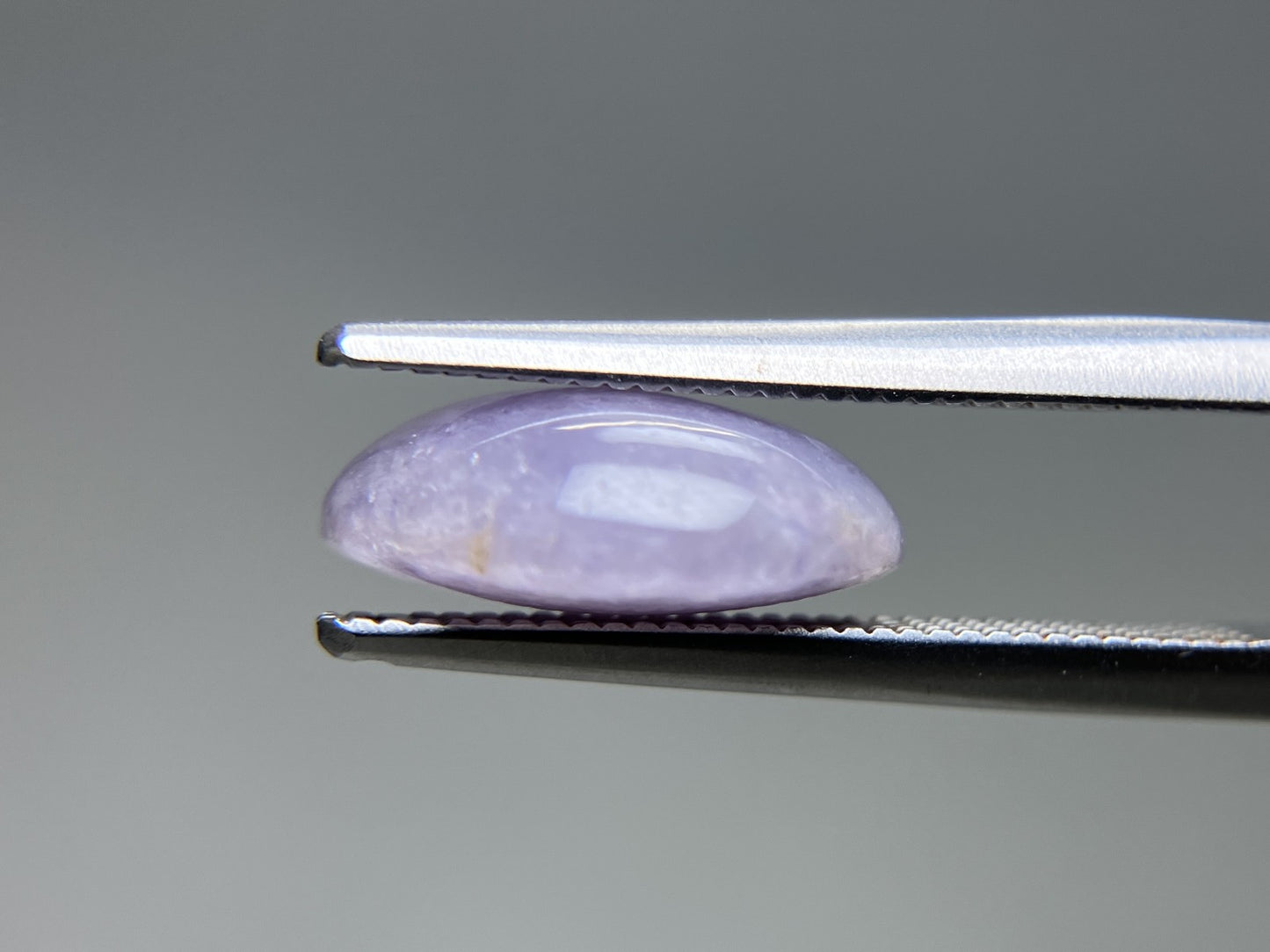 ひすい（ヒスイ 翡翠） 天然 4.318ct 宝石ソーティング付き 11.6㎜×9.5㎜×4.4㎜ ルース（ 裸石 ） 7762YY