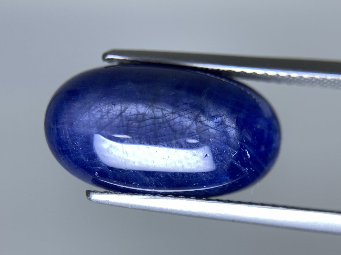 サファイア 天然 13.347ct 宝石ソーティング付き 18.2㎜×10.4㎜×6.3㎜ ルース（ 裸石 ） 7125Y