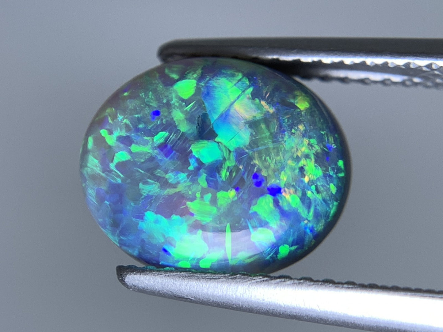 ブラックオパール 天然 3.305ct 宝石ソーティング付き 11.0㎜×9.3㎜×5.0㎜ ルース（ 裸石 ） 7101Y