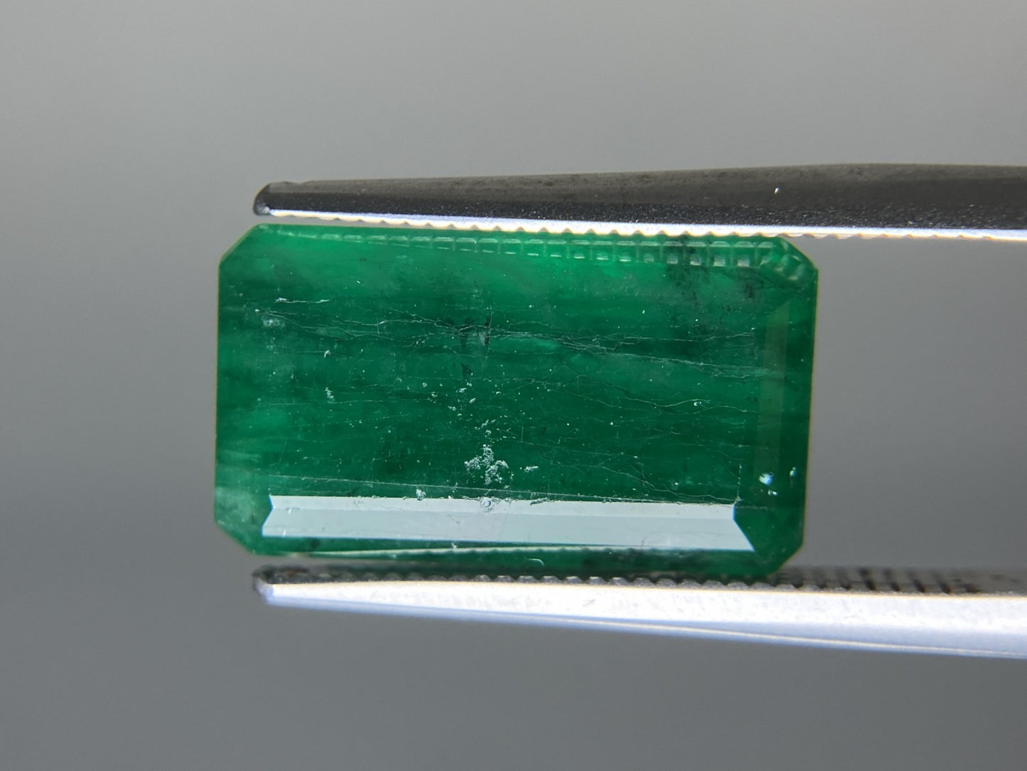 エメラルド 天然 6.810ct 中央宝石ソーティング付き 15.55㎜×8.84㎜×5.73㎜ 天然 ルース（ 裸石 ） 5191YY