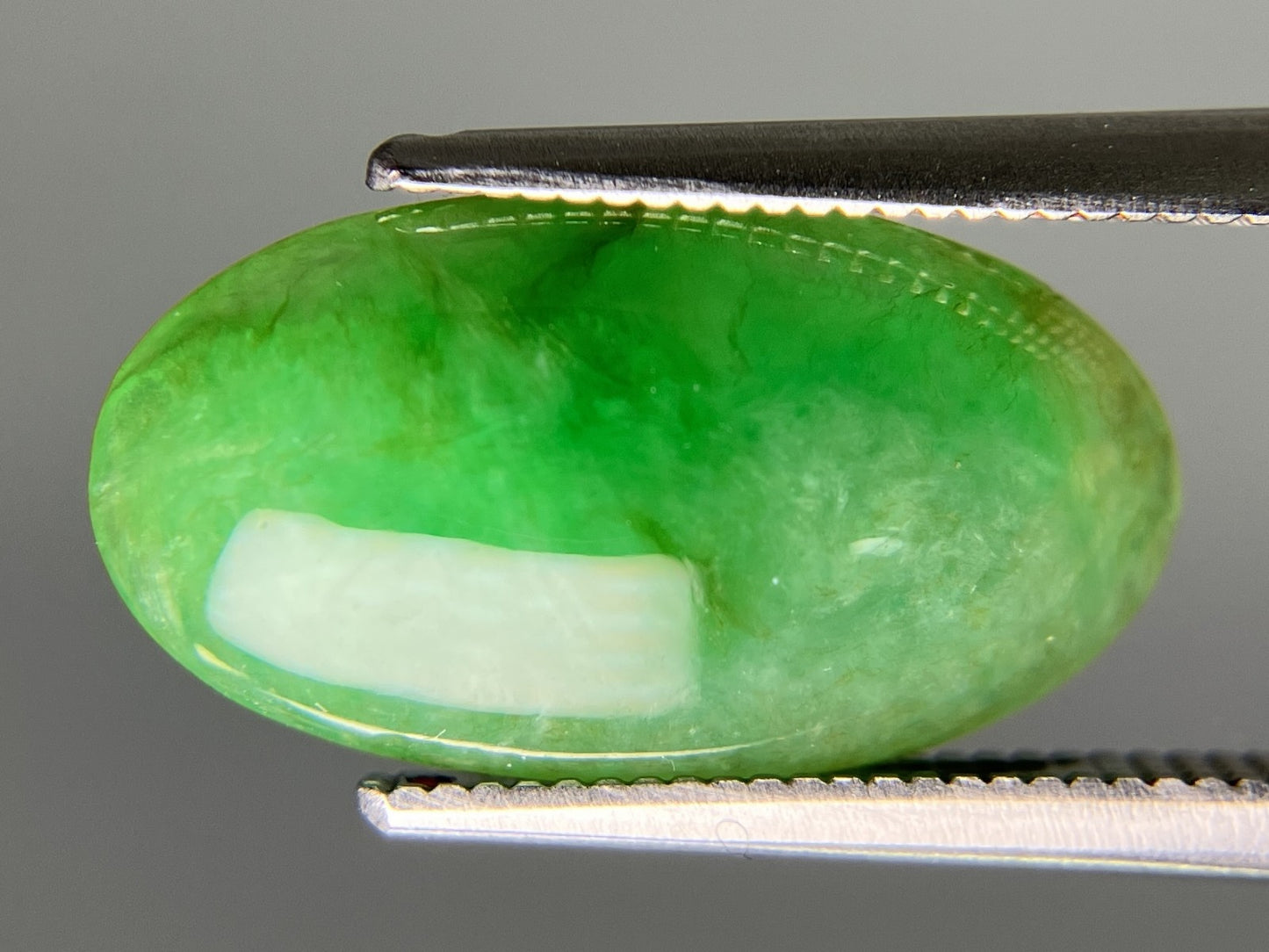 ひすい（ヒスイ 翡翠） 天然 5.117ct 宝石ソーティング付き 16.6㎜×9.3㎜×3.8㎜ ルース（ 裸石 ） 8164YY