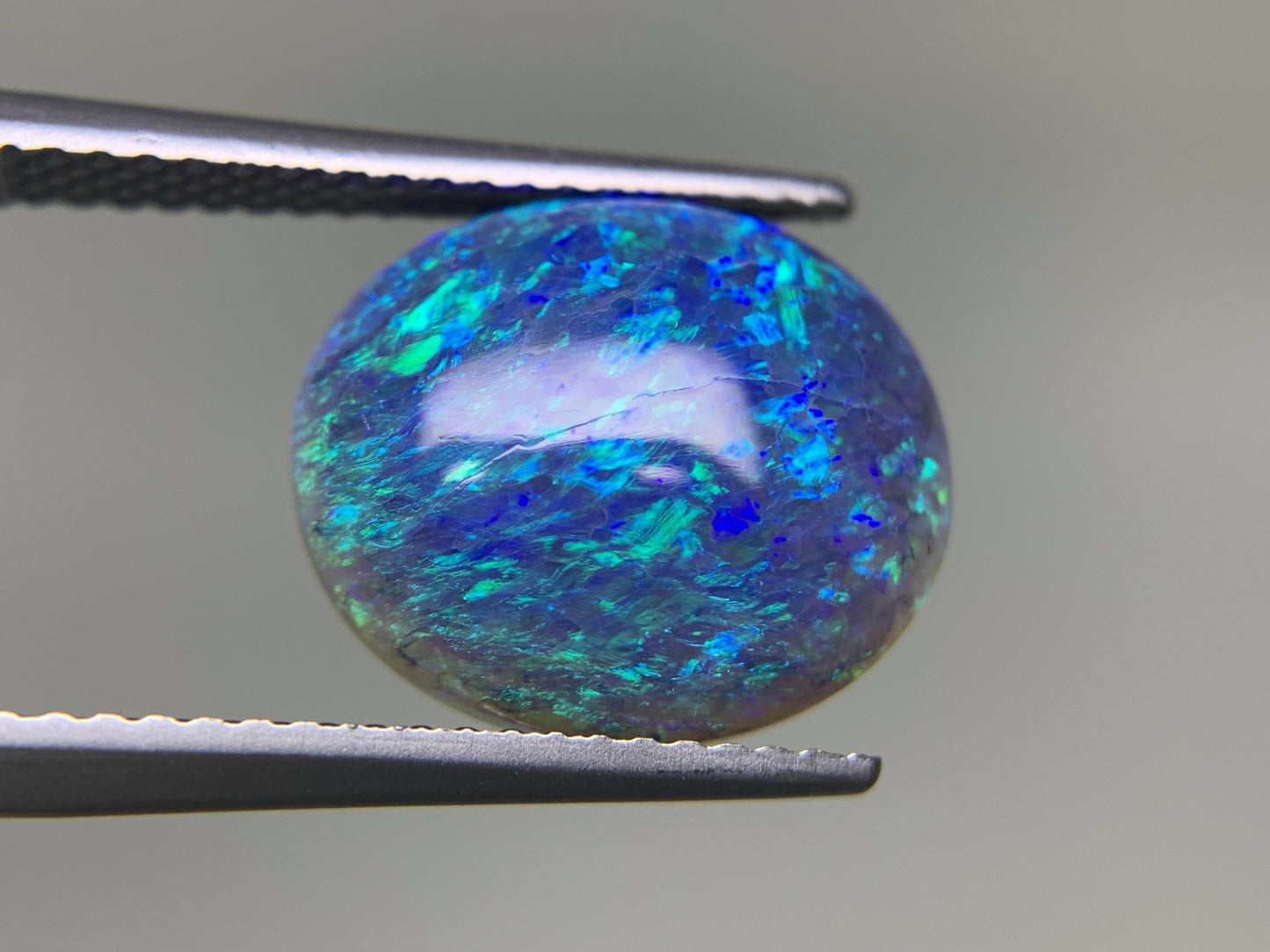 ブラックオパール 4.588ct 宝石ソーティング付き  13.2㎜×11.2㎜×5.0㎜  ルース（ 裸石 ） 3234Y