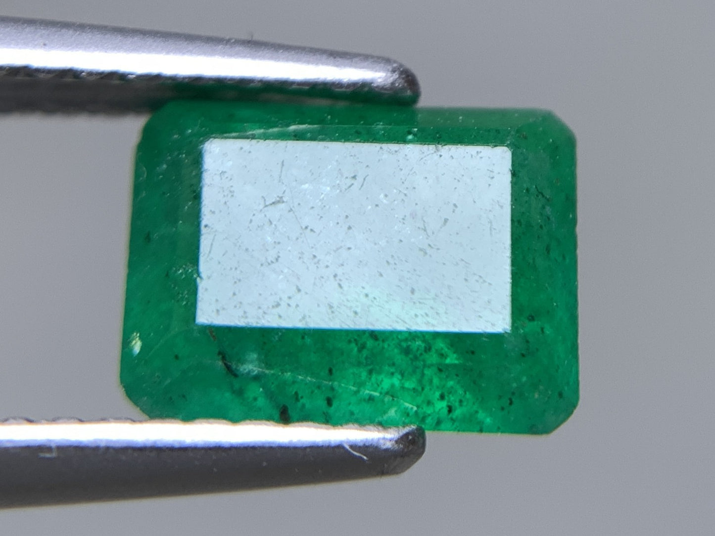 クォーツァイト 天然 1.958ct 宝石ソーティング付き 8.5㎜×6.5㎜×4.6㎜ ルース（ 裸石 ） 7122Y