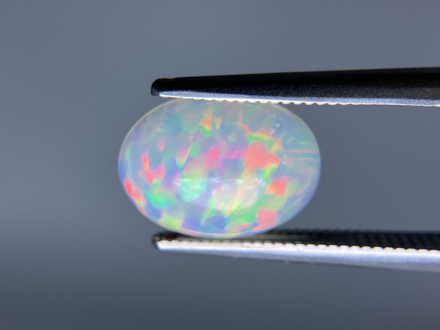 オパール 1.760ct 宝石ソーティング付き 11.4㎜×8.5㎜×4.1㎜ ルース（ 裸石 ） 3612S
