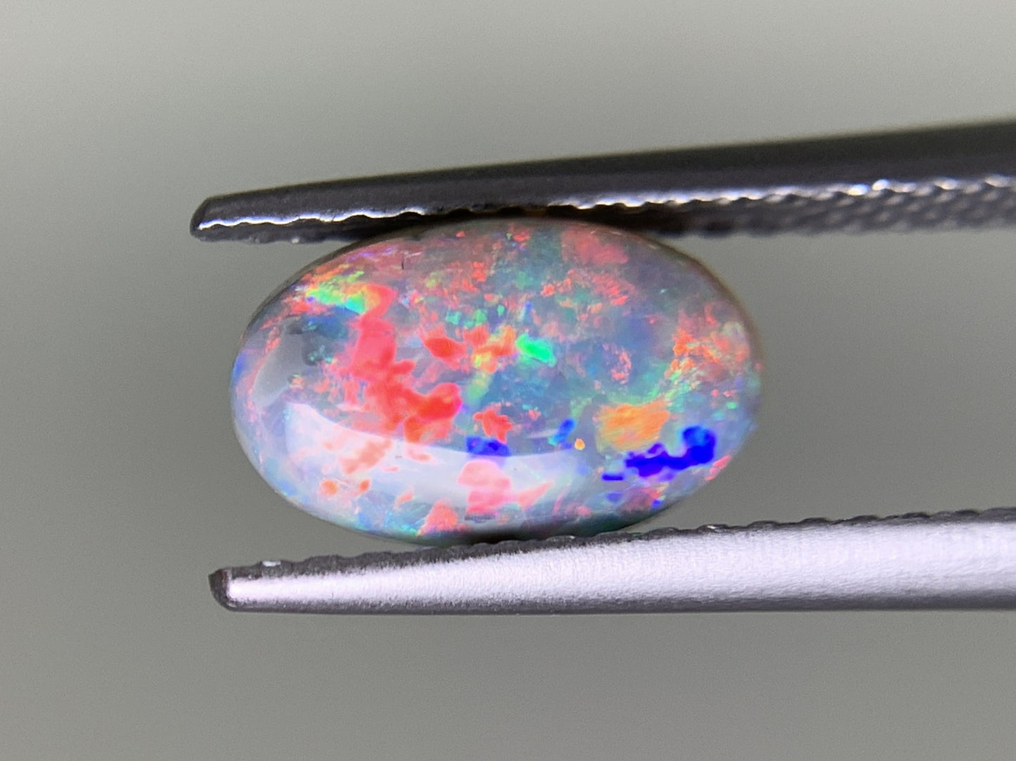 ブラックオパール 1.195ct 宝石ソーティング付き  9.1㎜×5.9㎜×3.5㎜  ルース（ 裸石 ） 3165Y