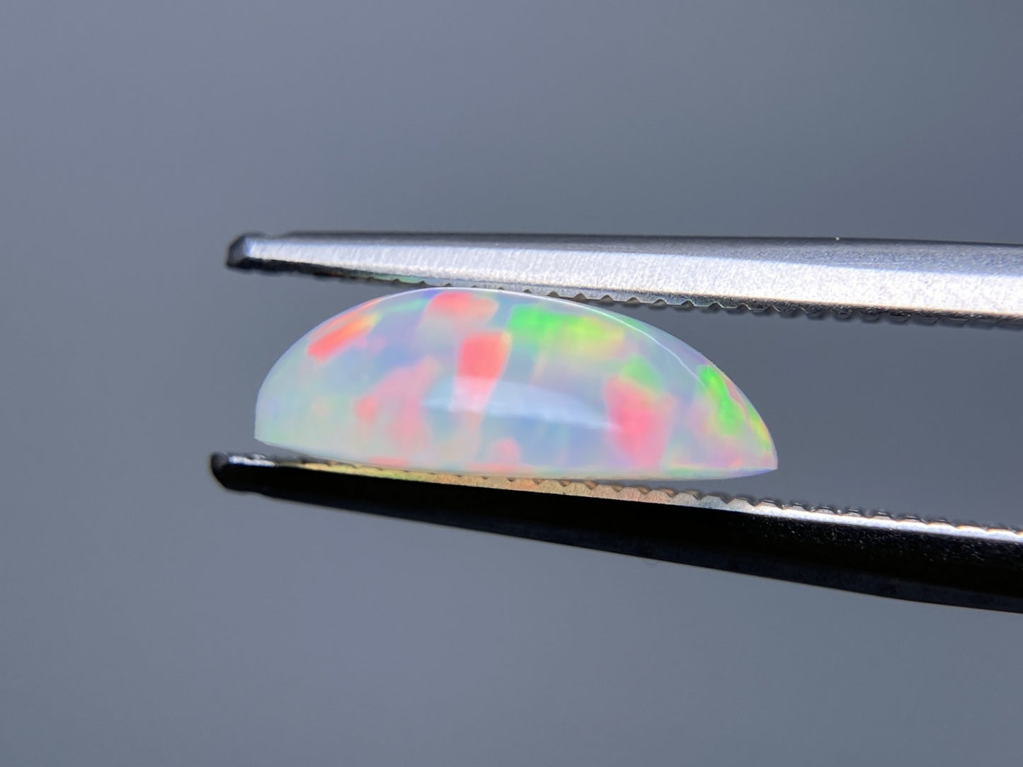 オパール 1.760ct 宝石ソーティング付き 11.4㎜×8.5㎜×4.1㎜ ルース（ 裸石 ） 3612S
