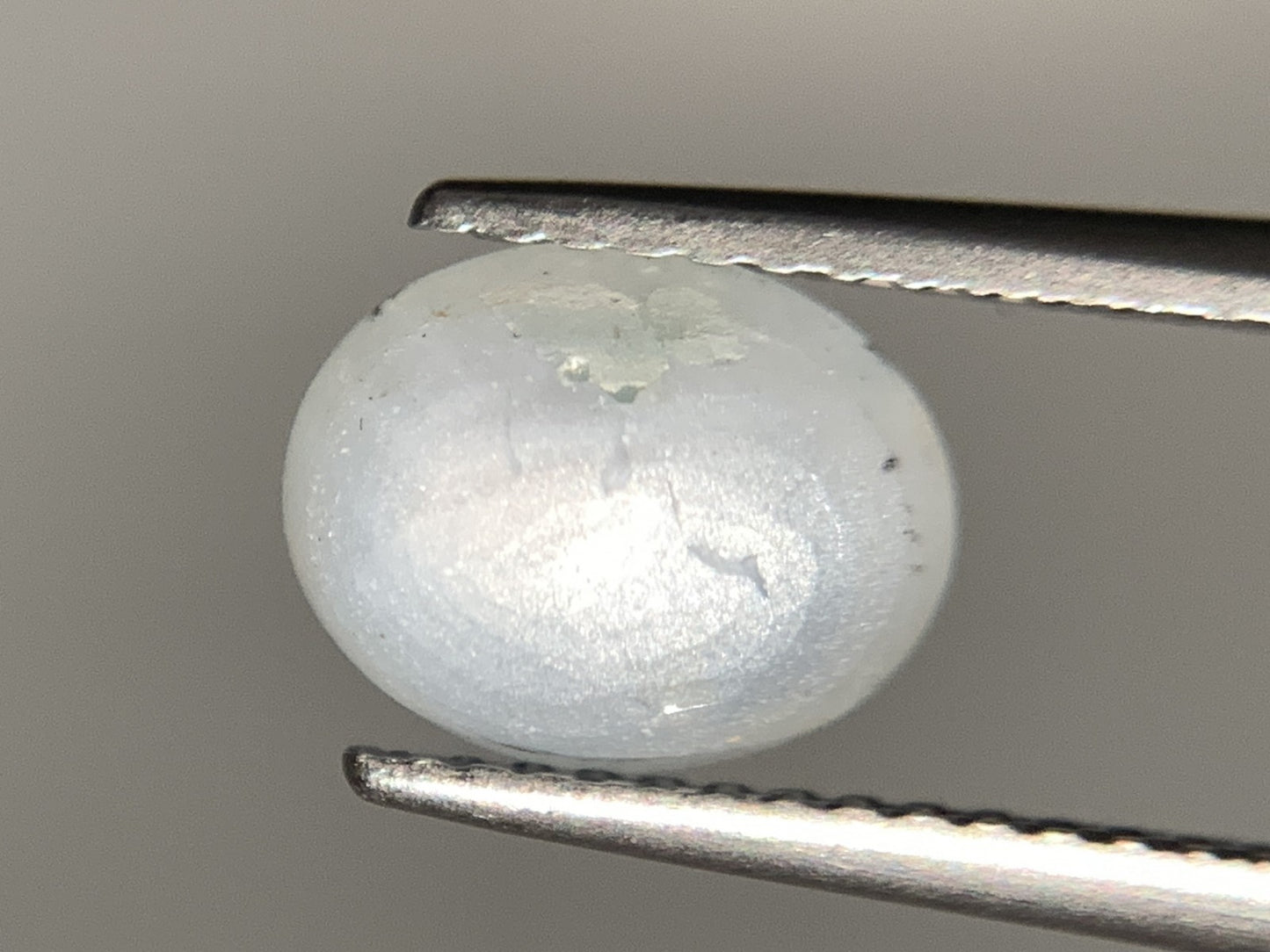 スターサファイア 天然 3.198ct 宝石ソーティング付き 8.6㎜×7.0㎜×5.4㎜ ルース（ 裸石 ） 8285Y