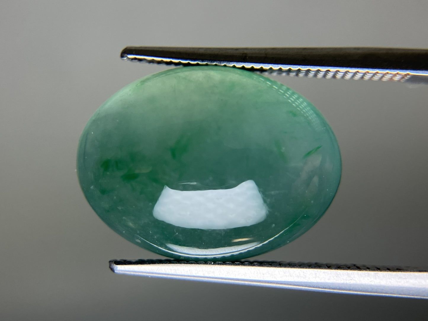 ヒスイ 翡翠 天然 14.805ct 宝石ソーティング付き 17.6㎜×13.0㎜×7.3㎜ 天然 ルース（ 裸石 ） 5243YY