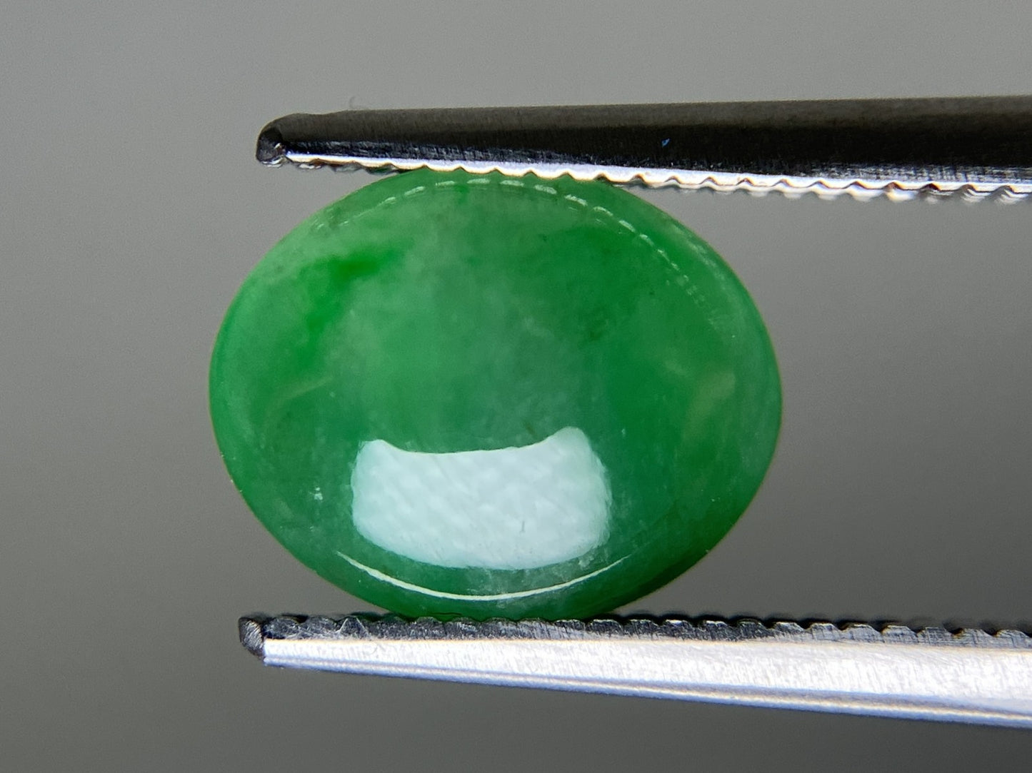 ヒスイ 翡翠 天然 2.473ct 宝石ソーティング付き 9.7㎜×7.7㎜×3.7㎜ 天然 ルース（ 裸石 ） 5214YY