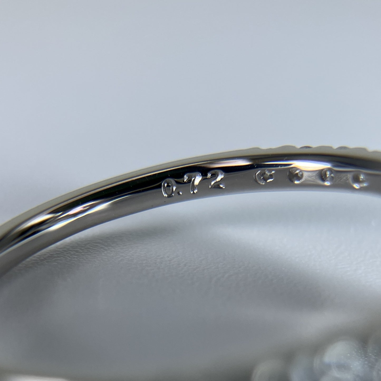 サファイア 1.02ct 非加熱 No heat GIA鑑別書 D0.72ct PT900 4.8g 指輪 （JP14号） サイズ直し無料 8442K