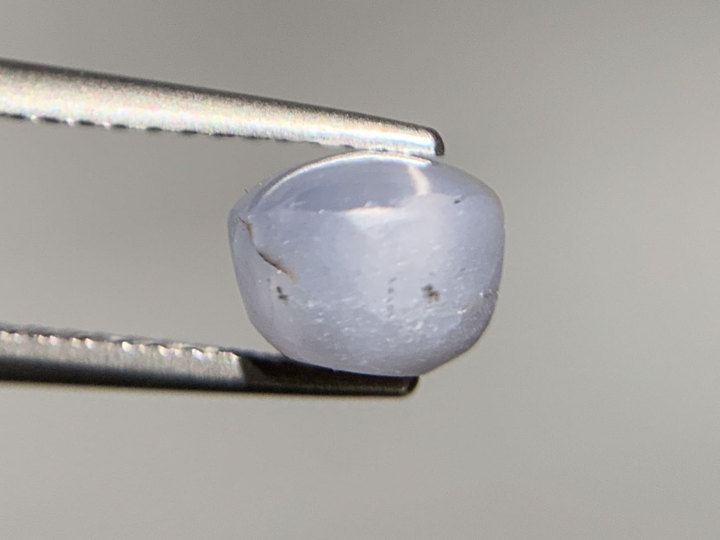 スターサファイア 天然 4.030ct 宝石ソーティング付き 9.4㎜×6.8㎜×5.2㎜ ルース（ 裸石 ） 6352Y