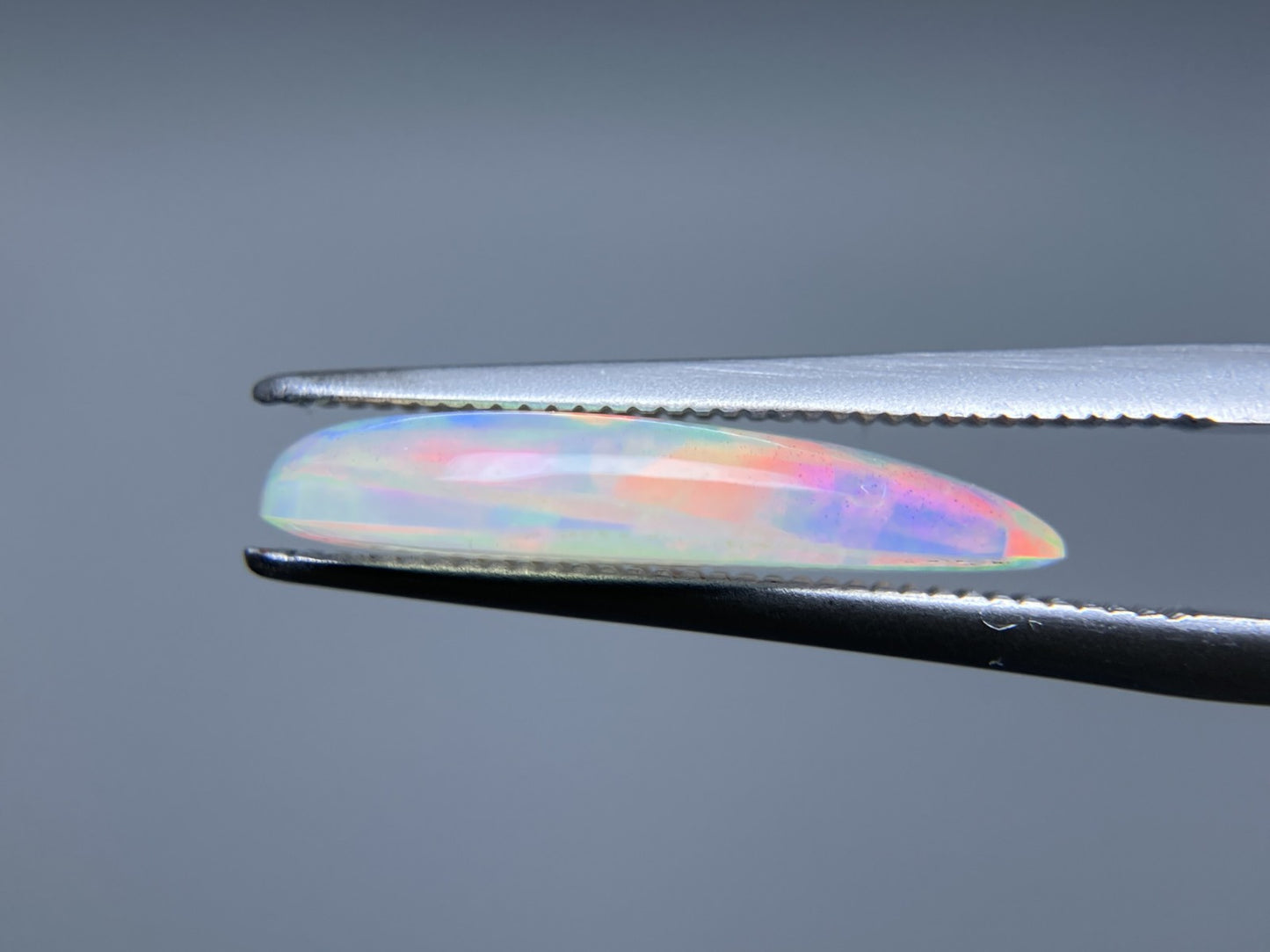 オパール 2.511ct 宝石ソーティング付き 17.4㎜×8.4㎜×3.3㎜ ルース（ 裸石 ） 3630S